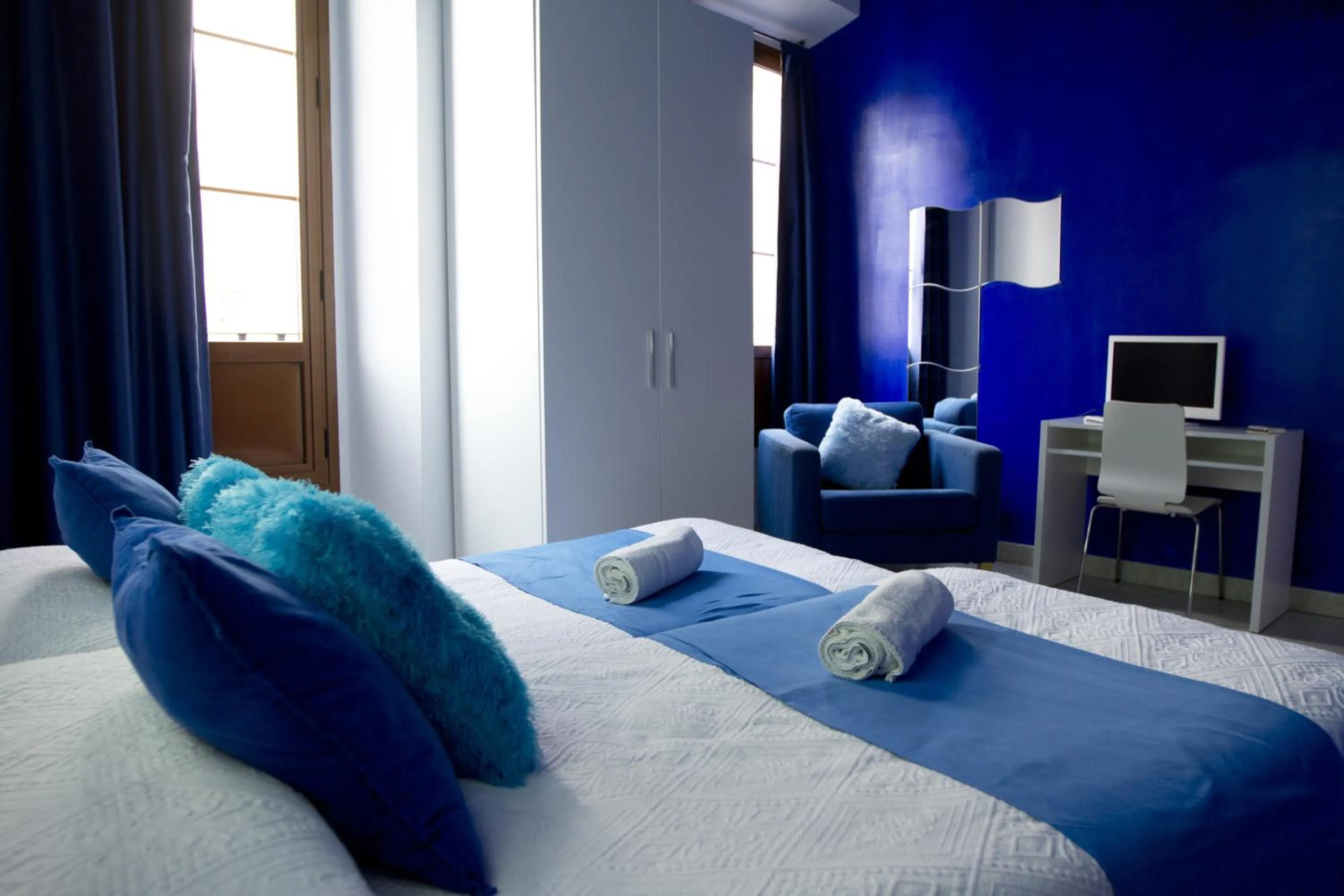 Bedroom, Bed in Nest Style Granada