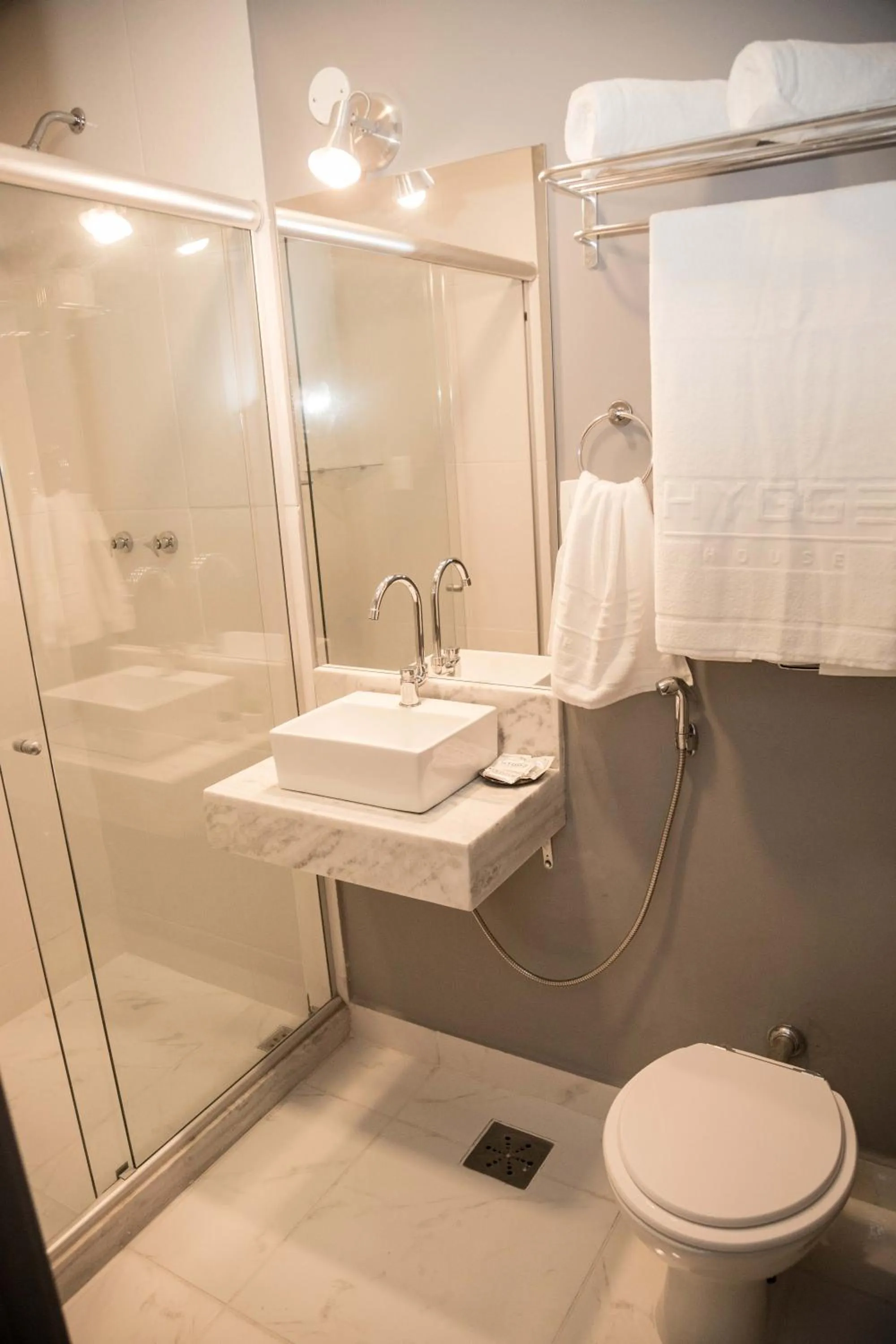 Shower in REF House Barra Da Tijuca