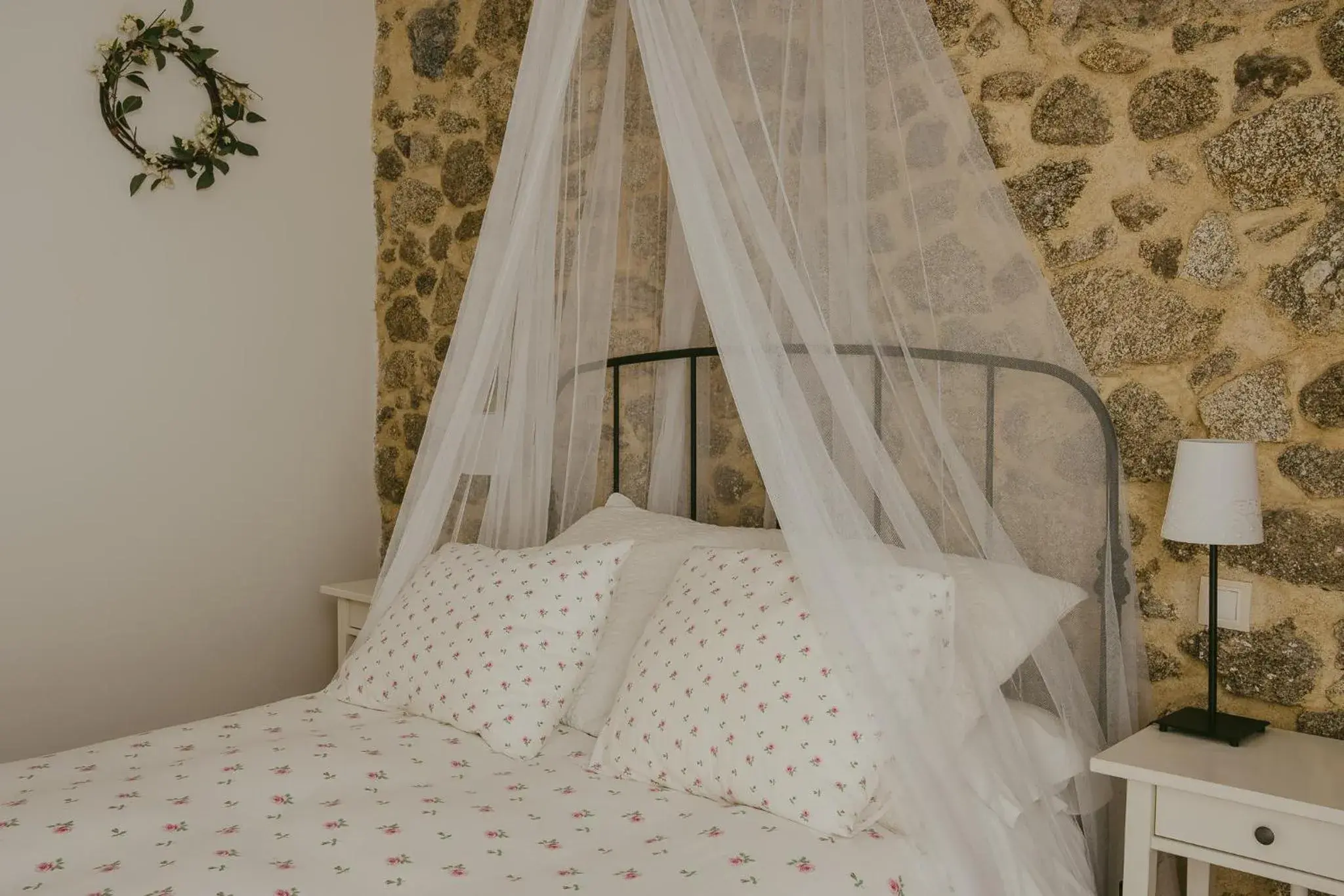 Double Room in Ronda Navarra by Valdesierra Double Room in Ronda Navarra by Valdesierra