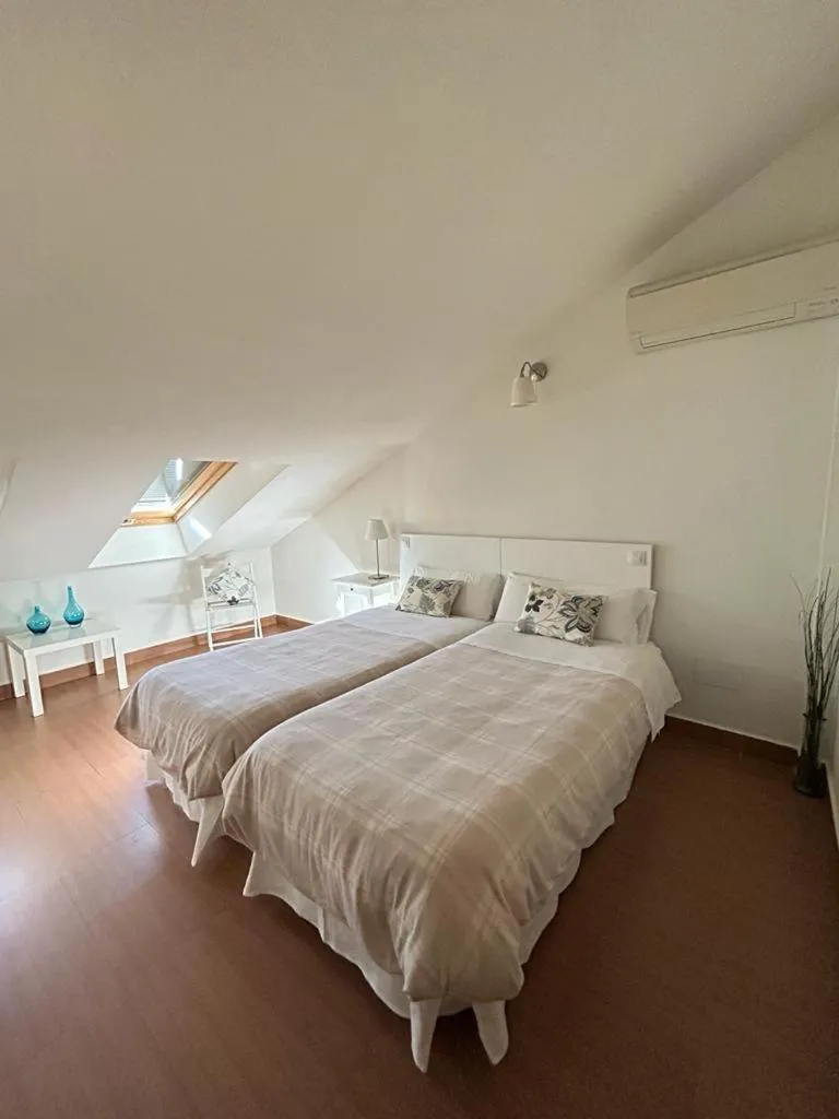 Bed in Ronda Navarra by Valdesierra