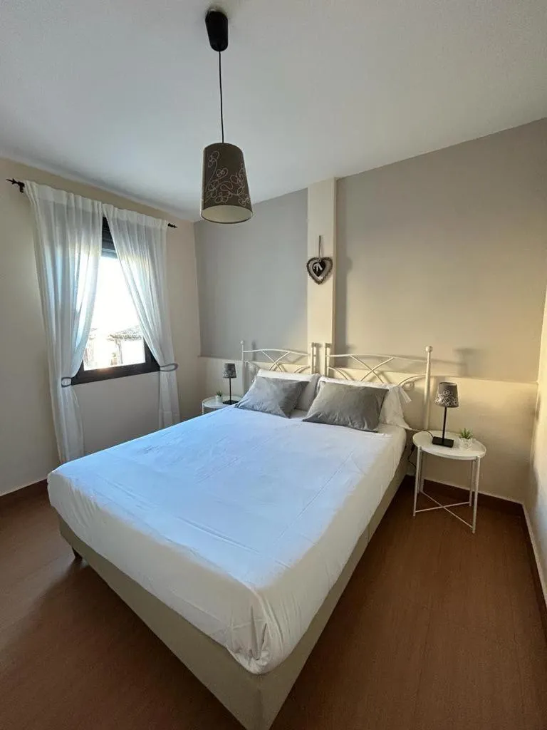 Bed in Ronda Navarra by Valdesierra