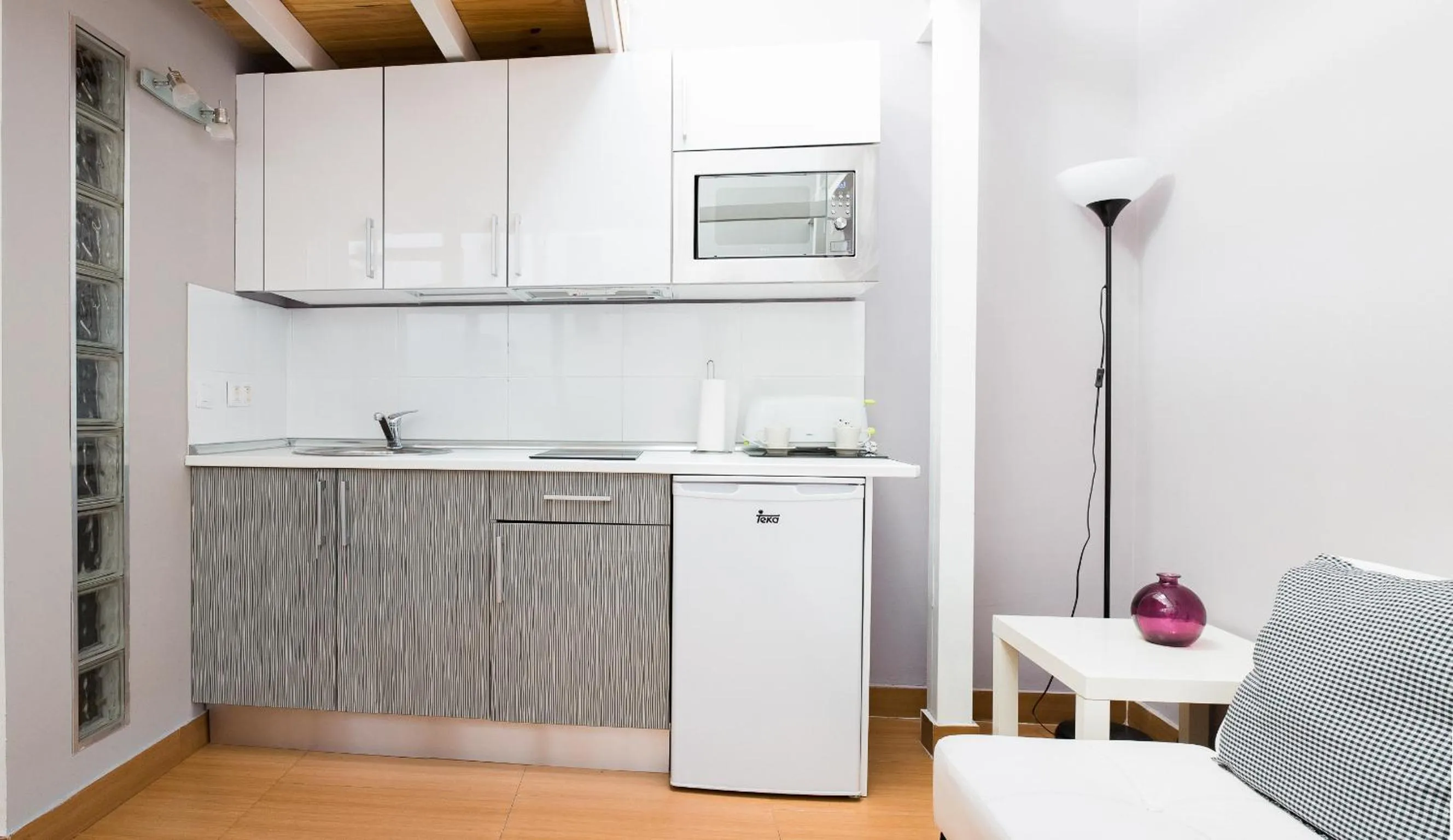 Kitchen or kitchenette in Ronda Navarra by Valdesierra