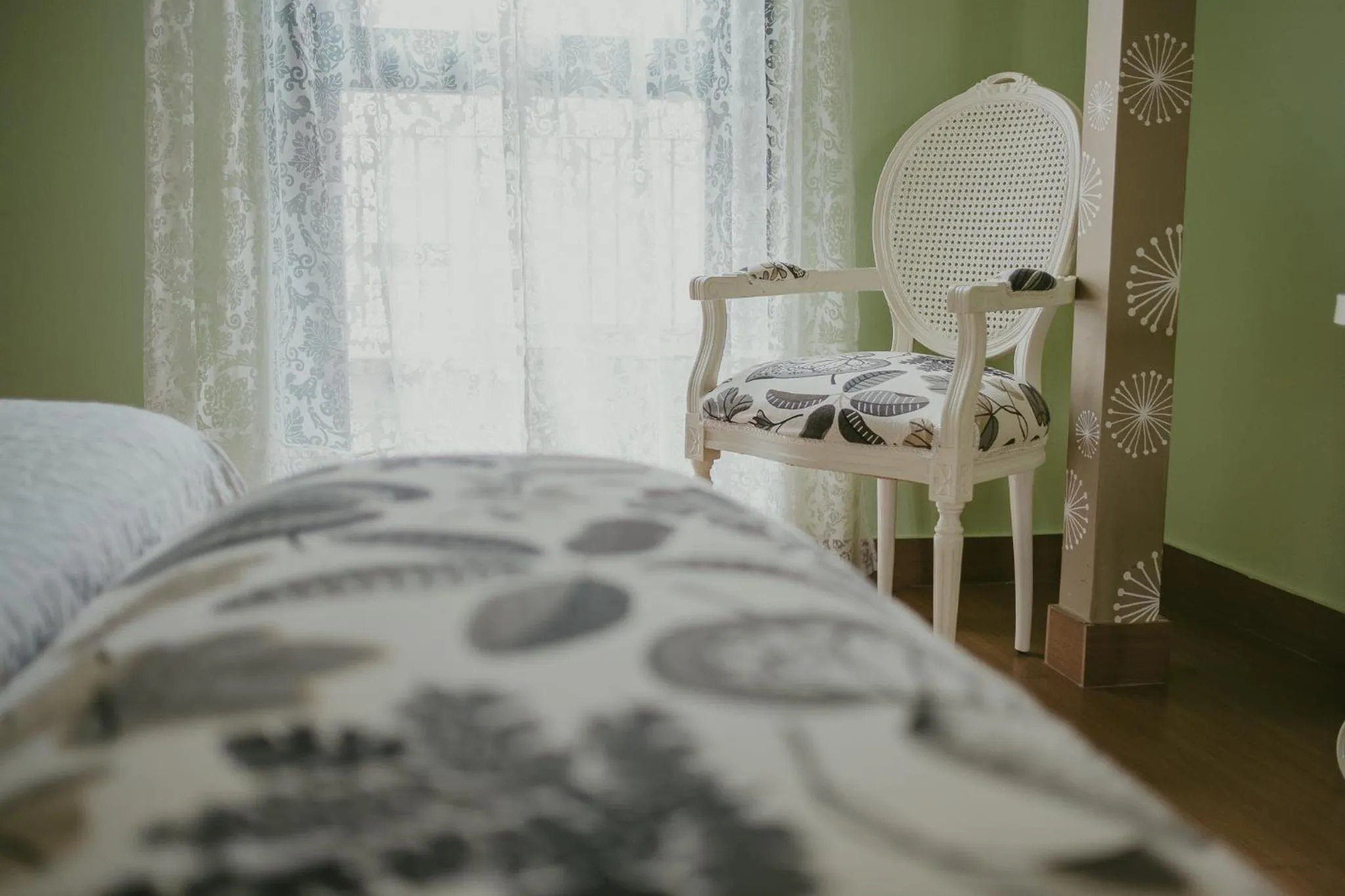 Bed in Ronda Navarra by Valdesierra