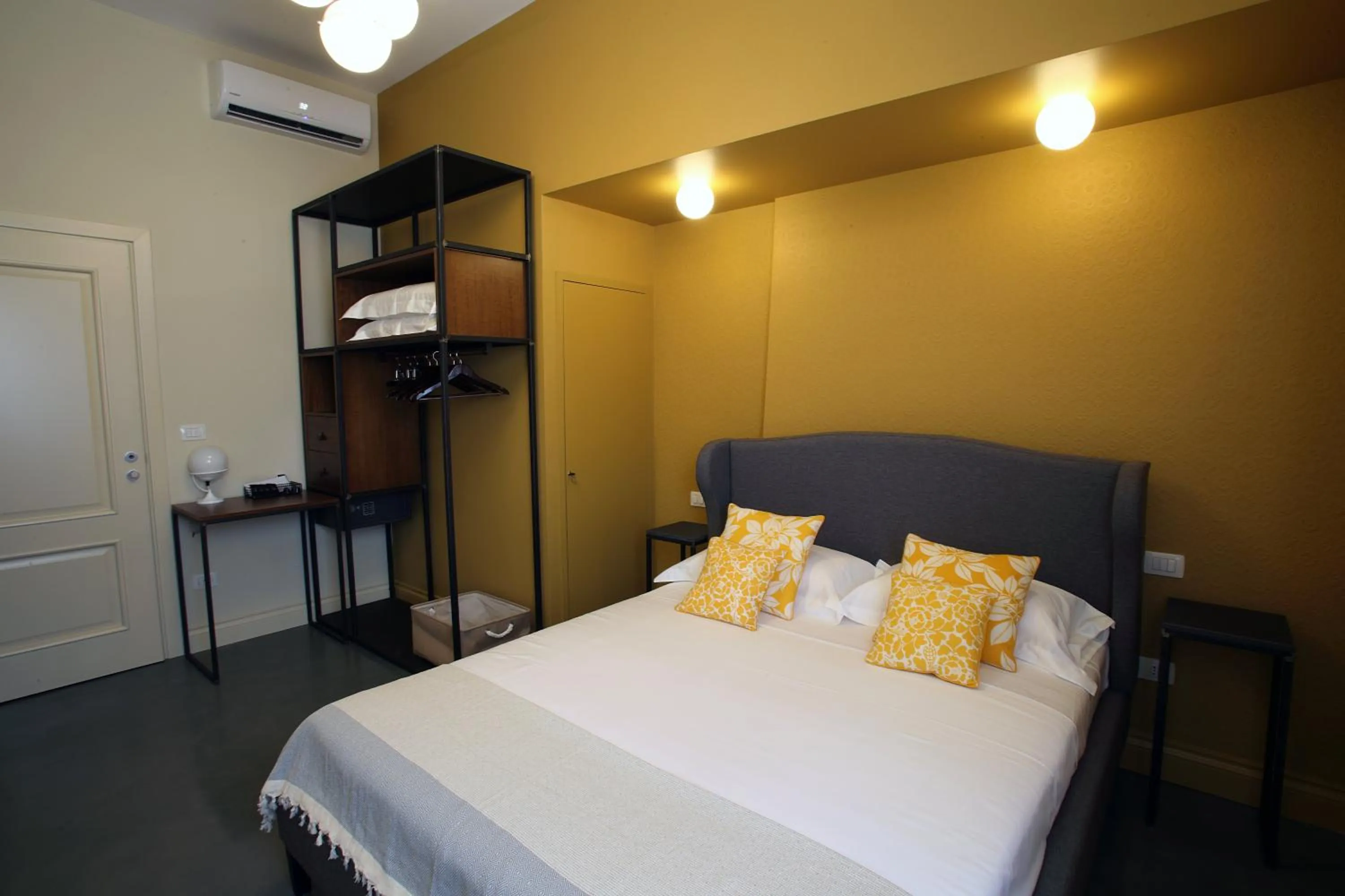 Photo of the whole room in Avolio Tailored Rooms