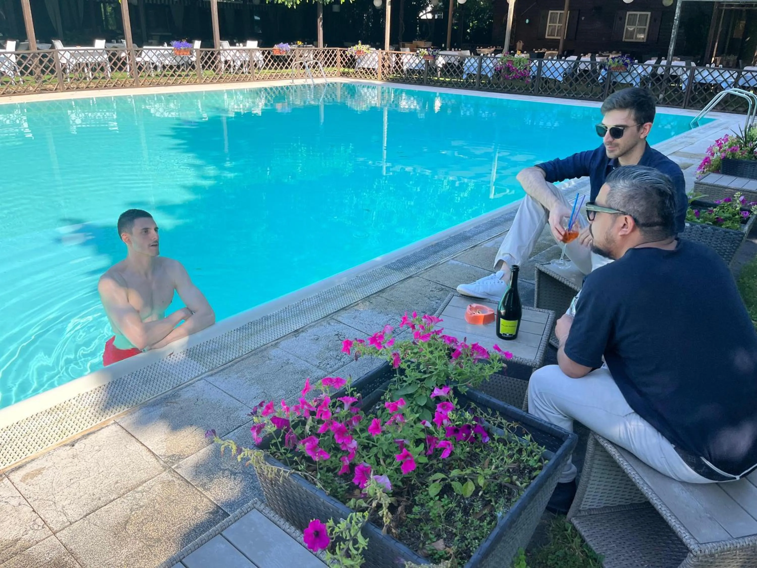 Swimming pool in Hotel Sporting Brugherio