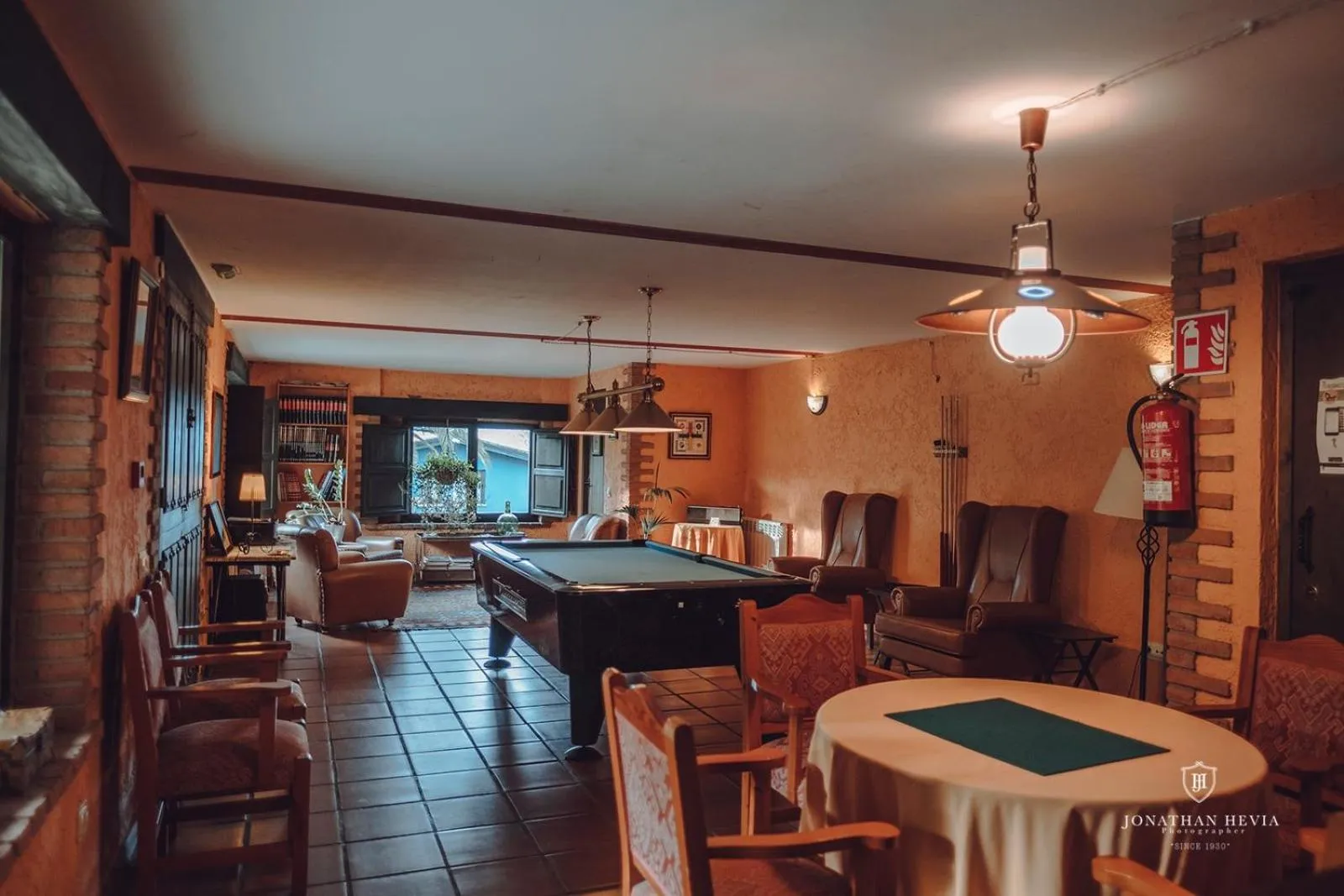 Billiard in Paraje del Asturcon - Adults only
