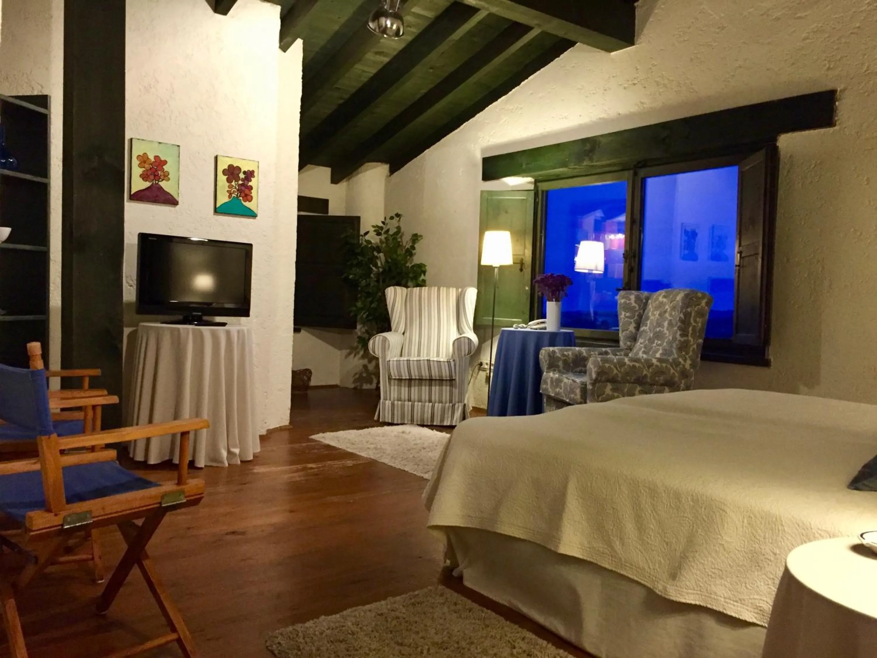 Photo of the whole room in Paraje del Asturcon - Adults only