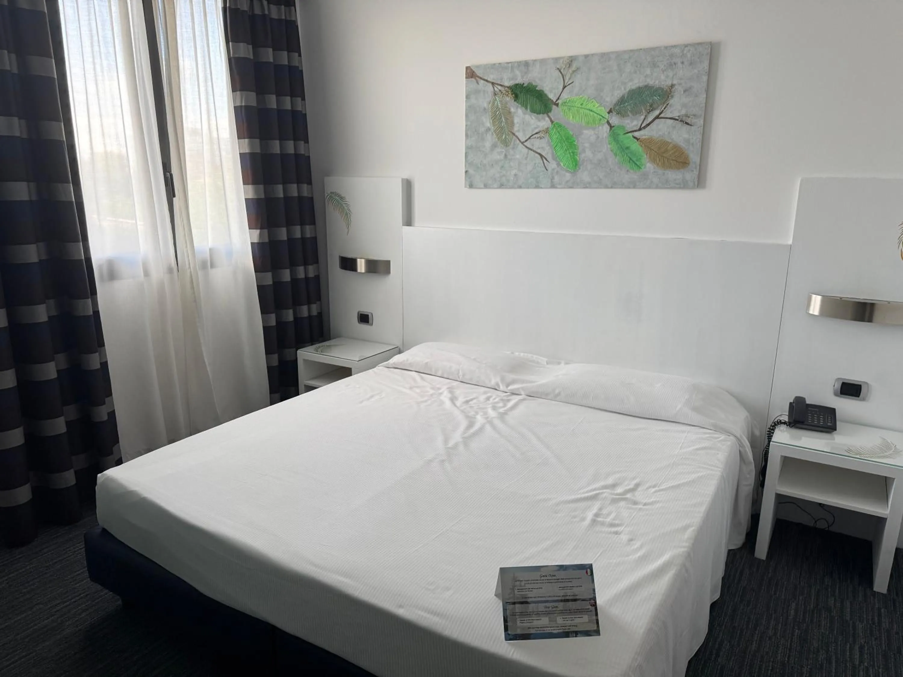 Bed in Hotel Sporting Cologno