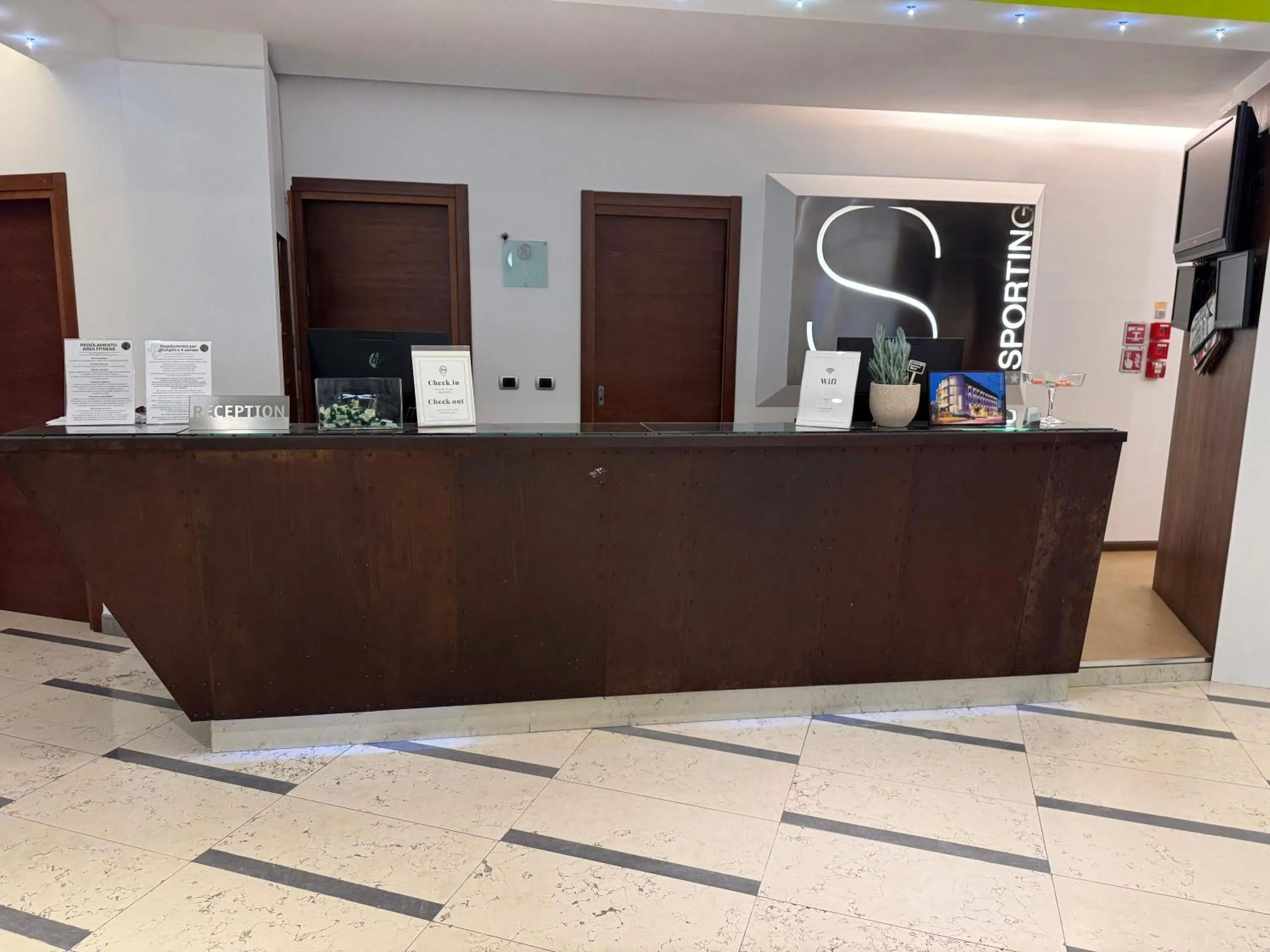 Lobby or reception in Hotel Sporting Cologno
