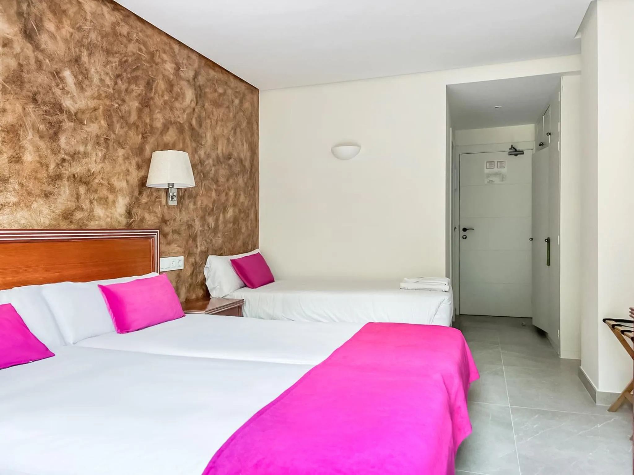 Bed in Hotel Los Arces