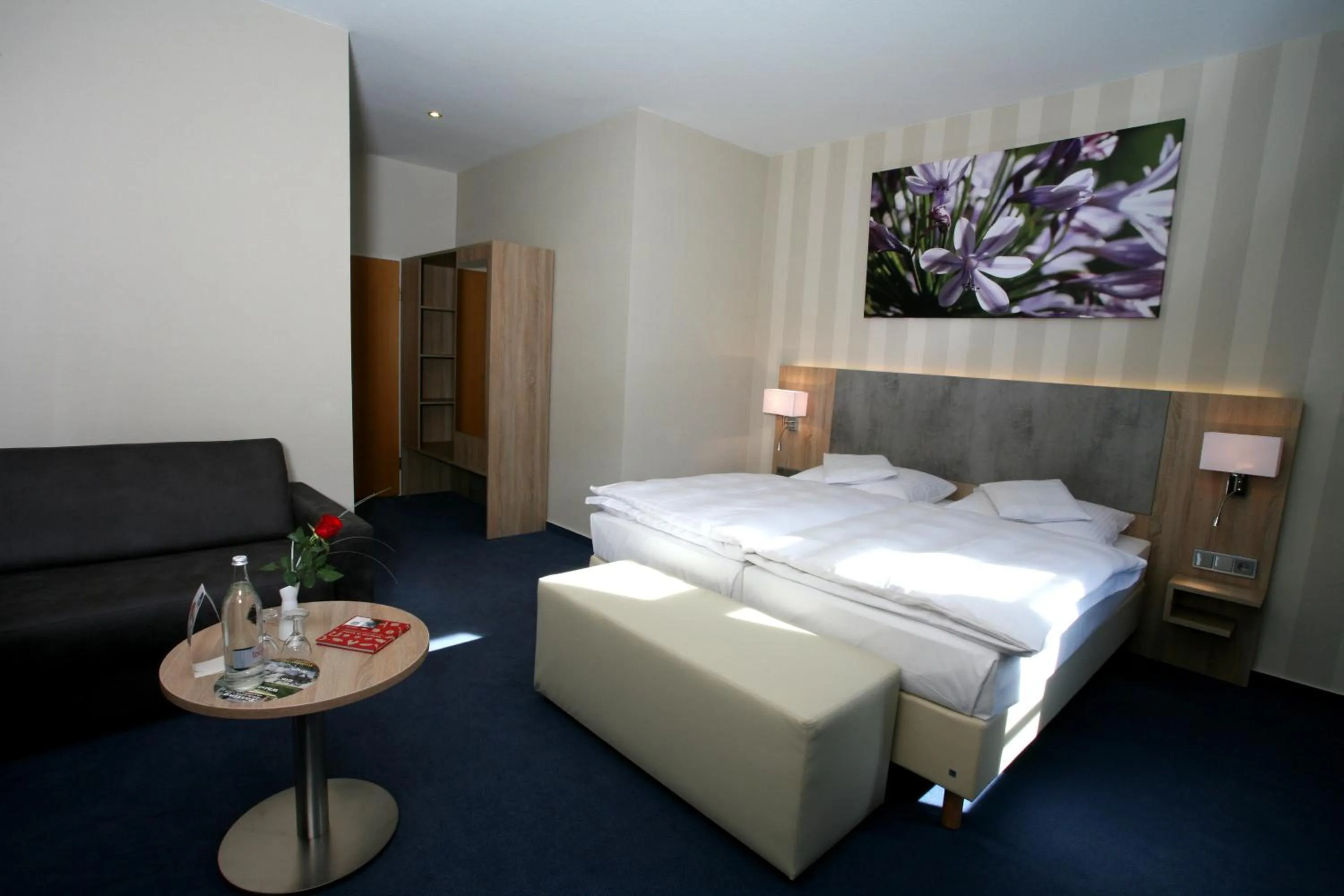 Photo of the whole room, Bed in Nigel Restaurant & Hotel im Wendland