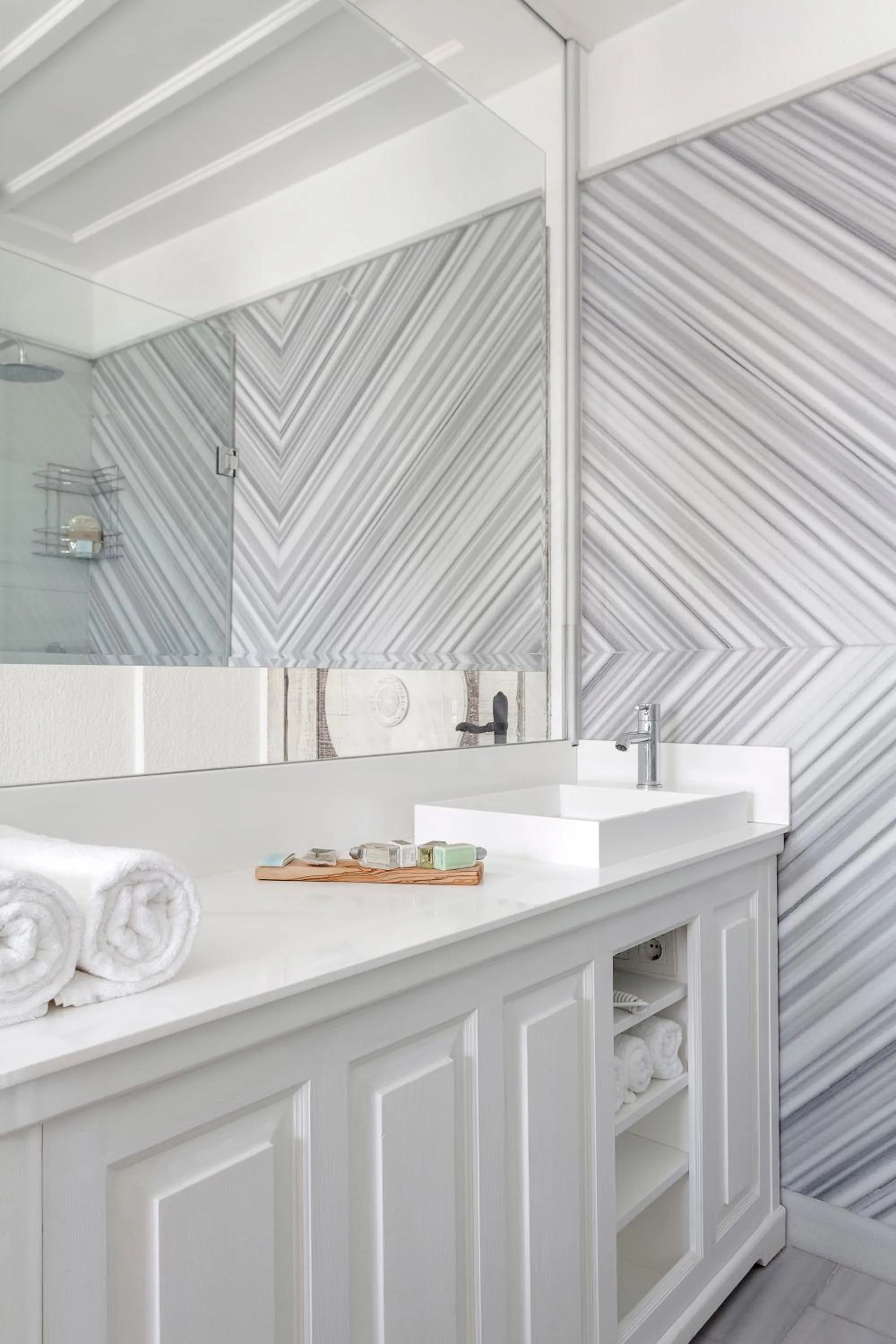 Cunda Pur Beyaz Hotel