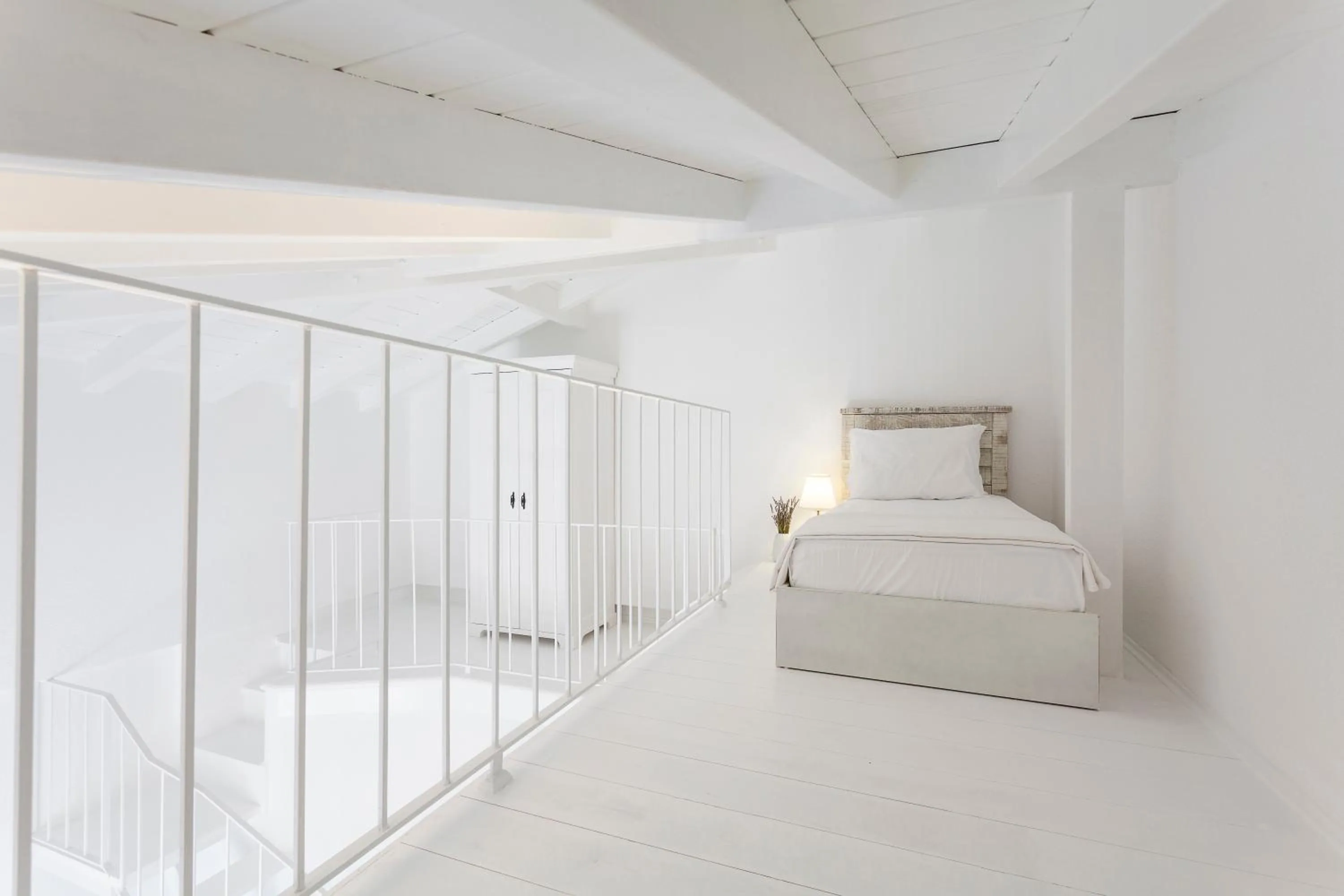 Cunda Pur Beyaz Hotel