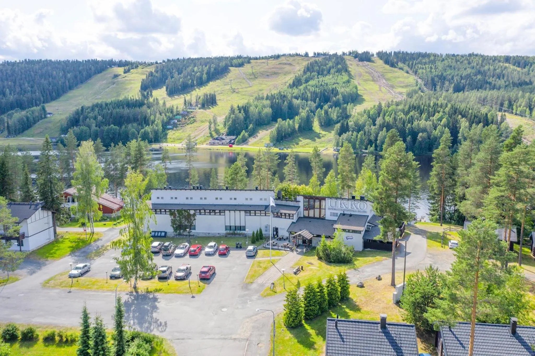 Property building in Ukko