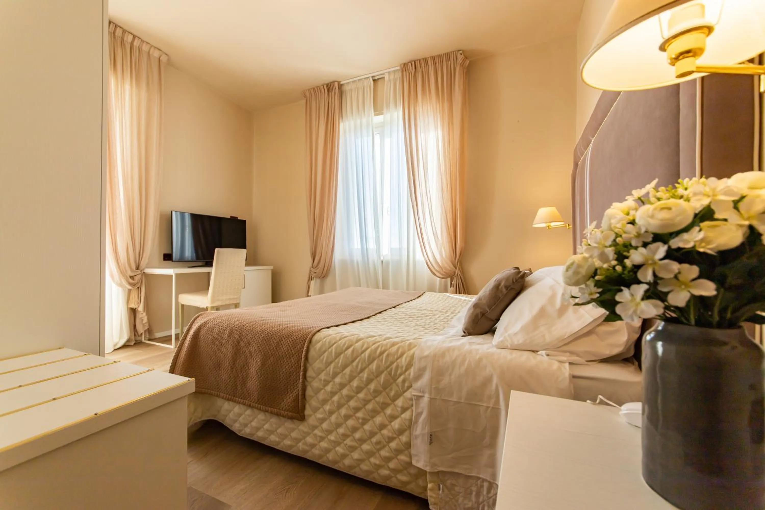 TV and multimedia, Bed in Hotel Rosa Dei Venti