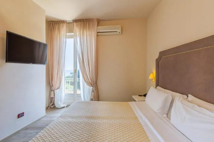 TV and multimedia, Bed in Hotel Rosa Dei Venti