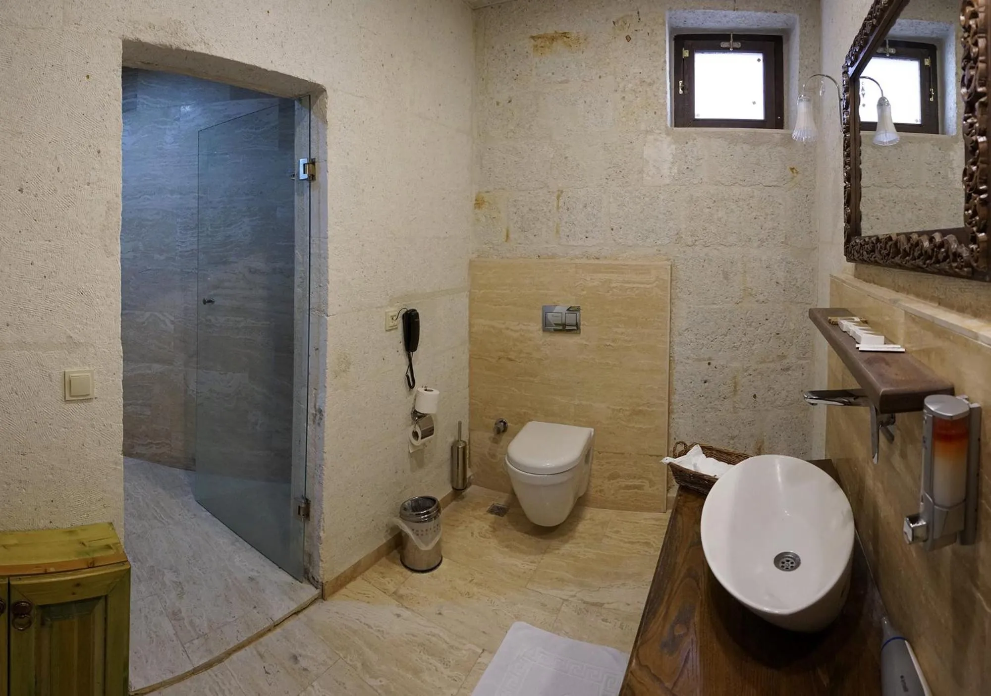 Toilet in Yoruk Stone House