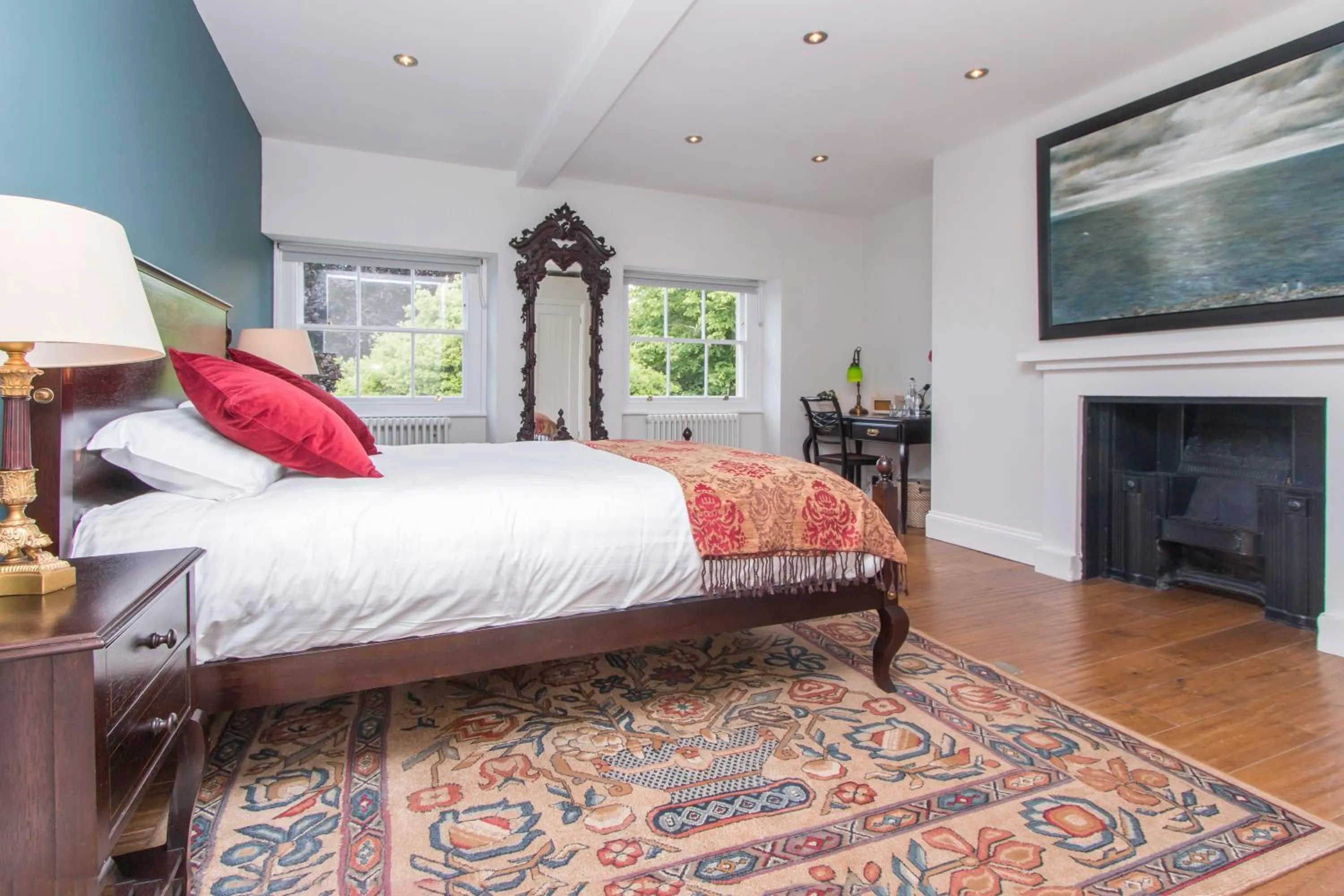 Bed in 3 Berkeley Square Guesthouse