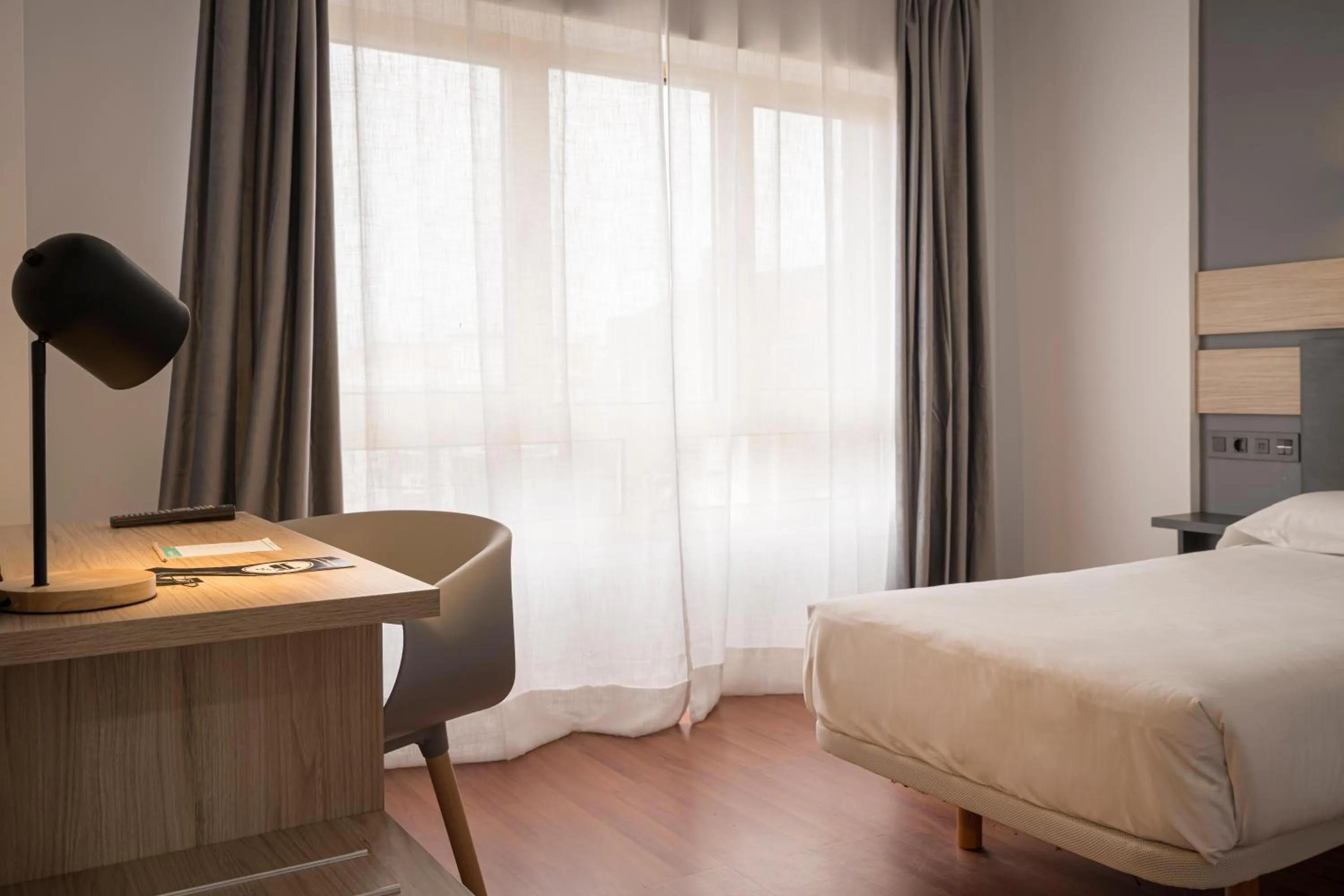 Bed in Hotel Alda Centro Gijón