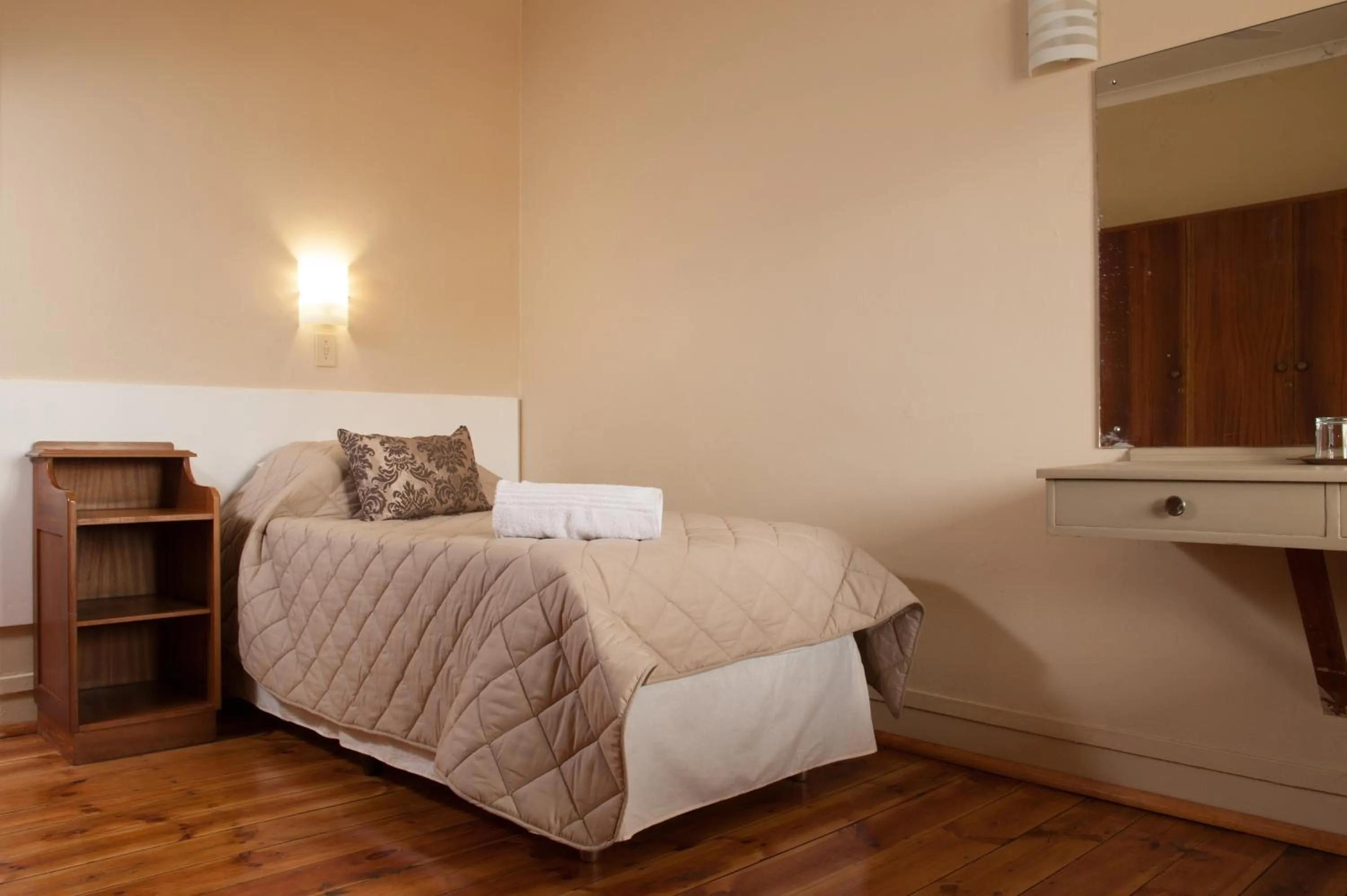 Bed in Park Hotel Bethlehem