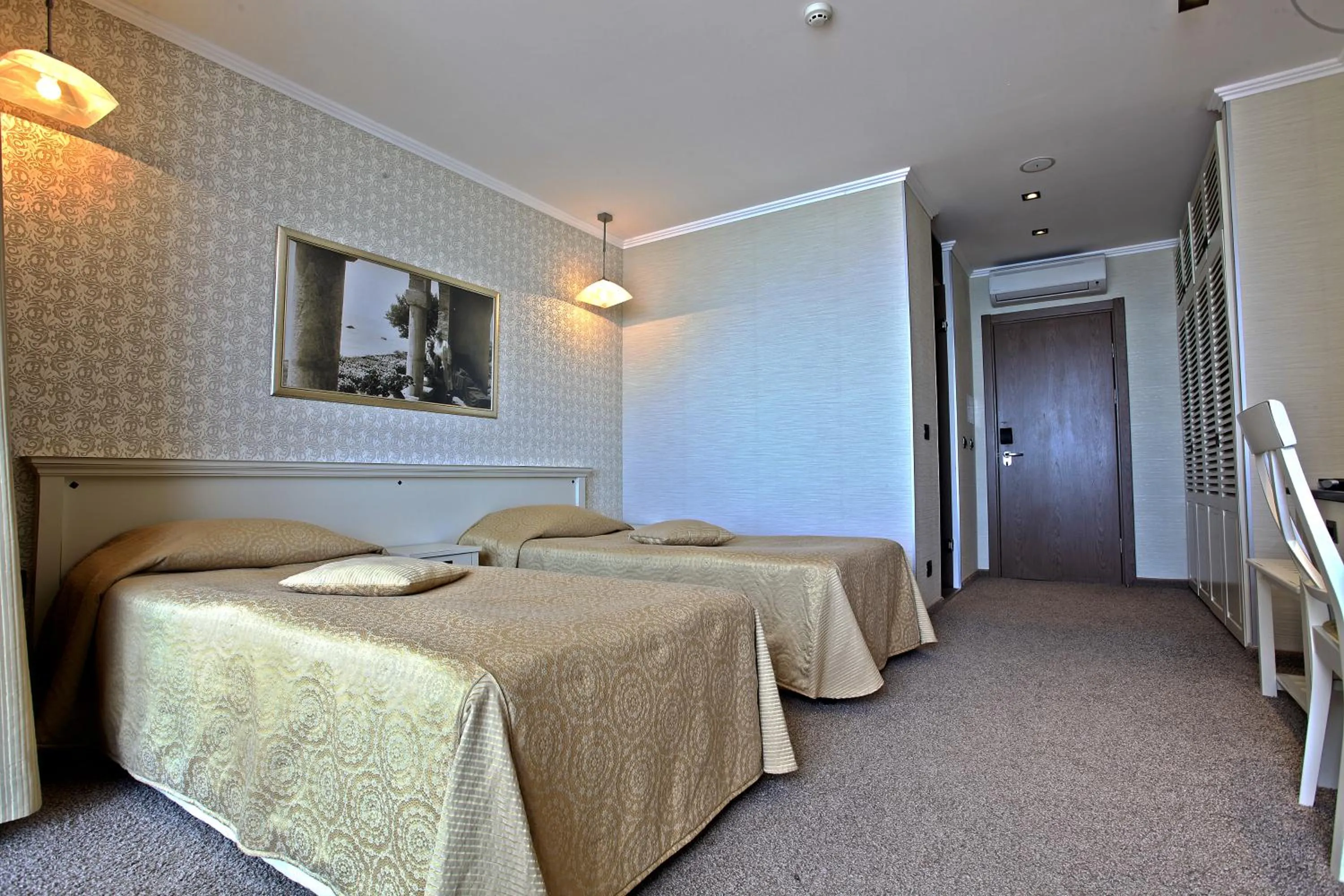 Bed in Regina Maria Spa Design Hotel