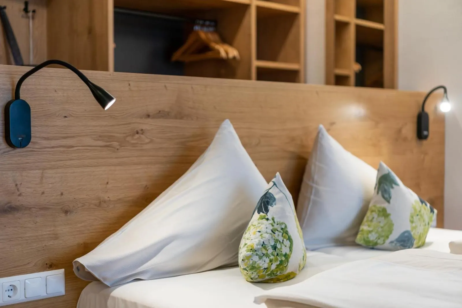 Bed in Hotel Streklhof