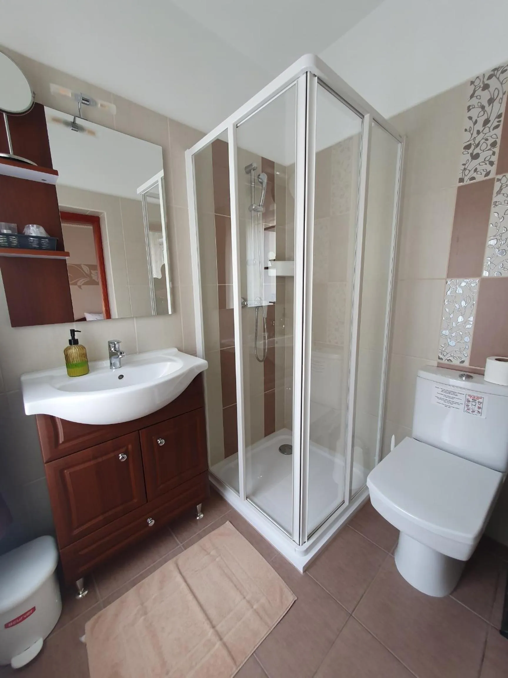 Bathroom in Duna Panzió