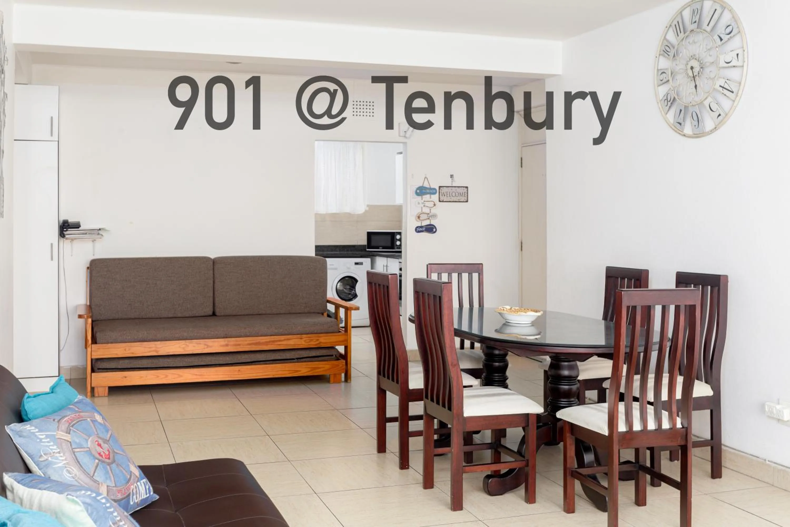 Dining area in Tenbury Apartments