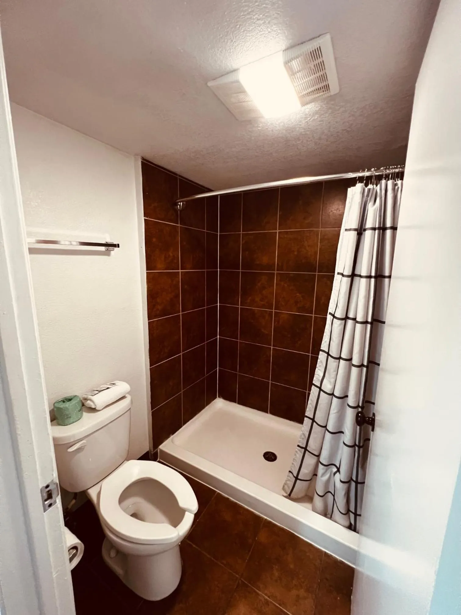 Econo Lodge Inn & Suites Downtown San Antonio Riverwalk Area