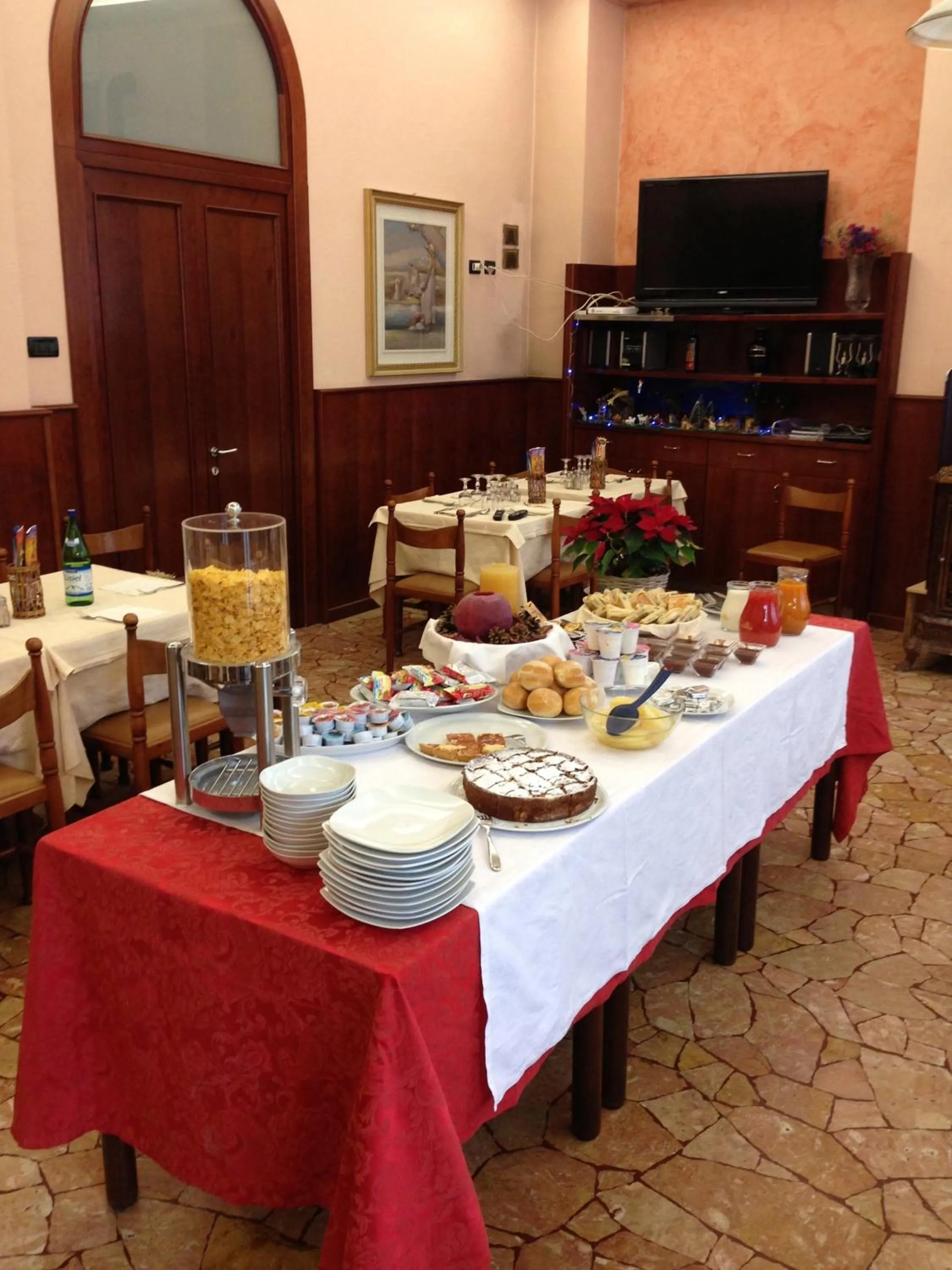 Restaurant/places to eat in Albergo Sala