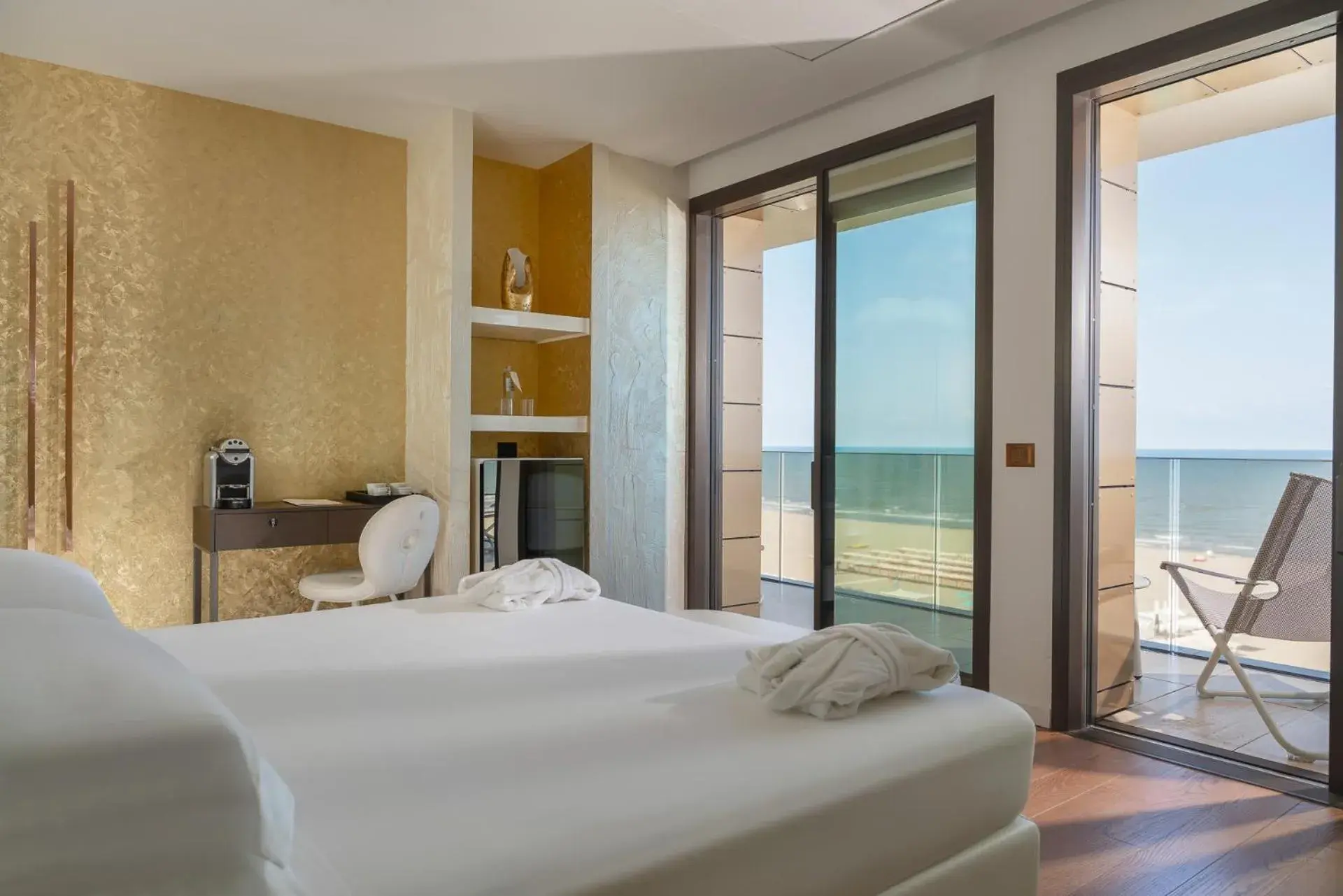 Deluxe Room with Balcony and Frontal Sea View in The Promenade Luxury Wellness Hotel Deluxe Room with Balcony and Frontal Sea View in The Promenade Luxury Wellness Hotel