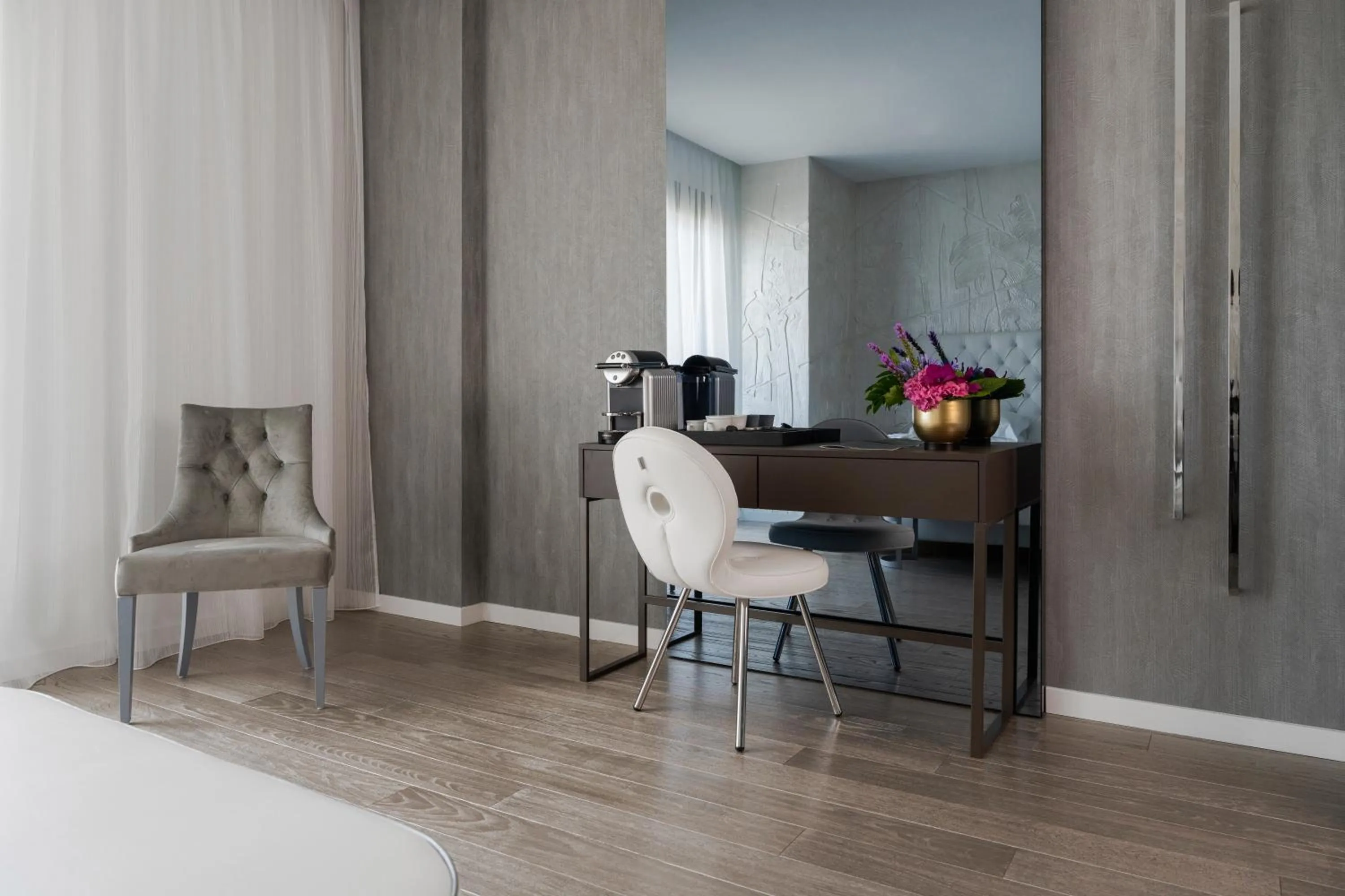 Bedroom in The Promenade Luxury Wellness Hotel