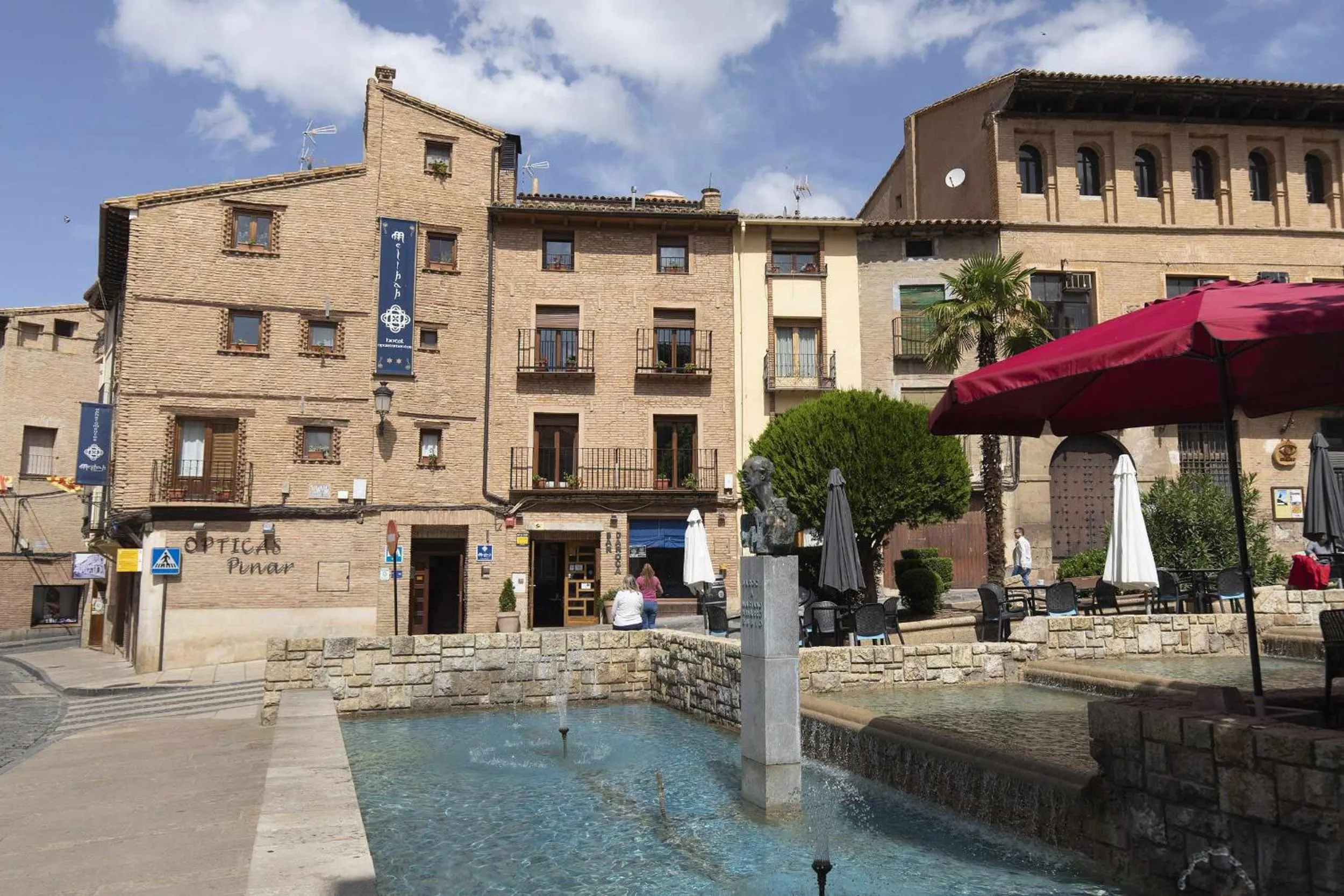 Facade/entrance in Hotel Apartamentos Melihah