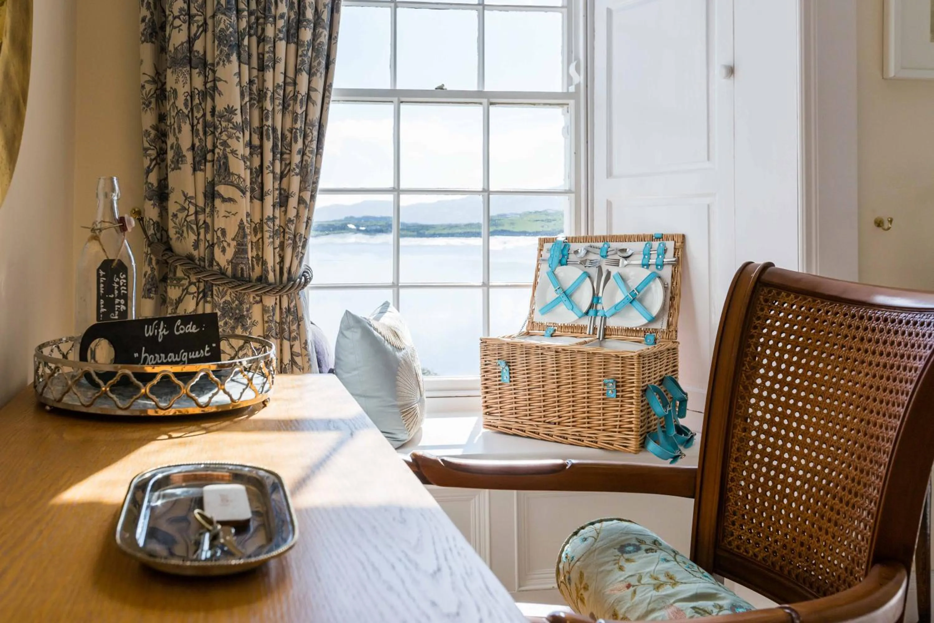 Coffee/tea facilities in Barrow House