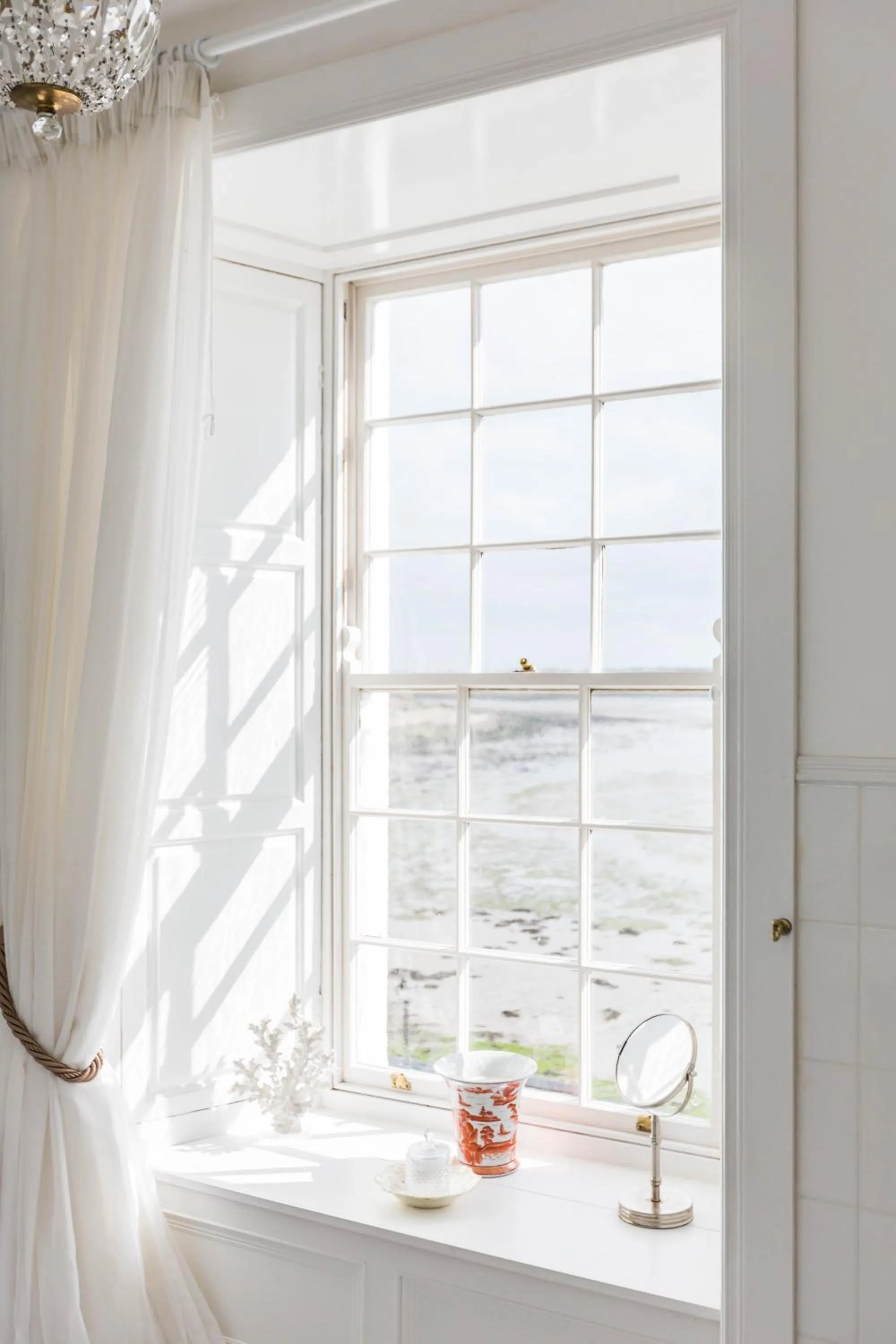 Nearby landmark in Barrow House