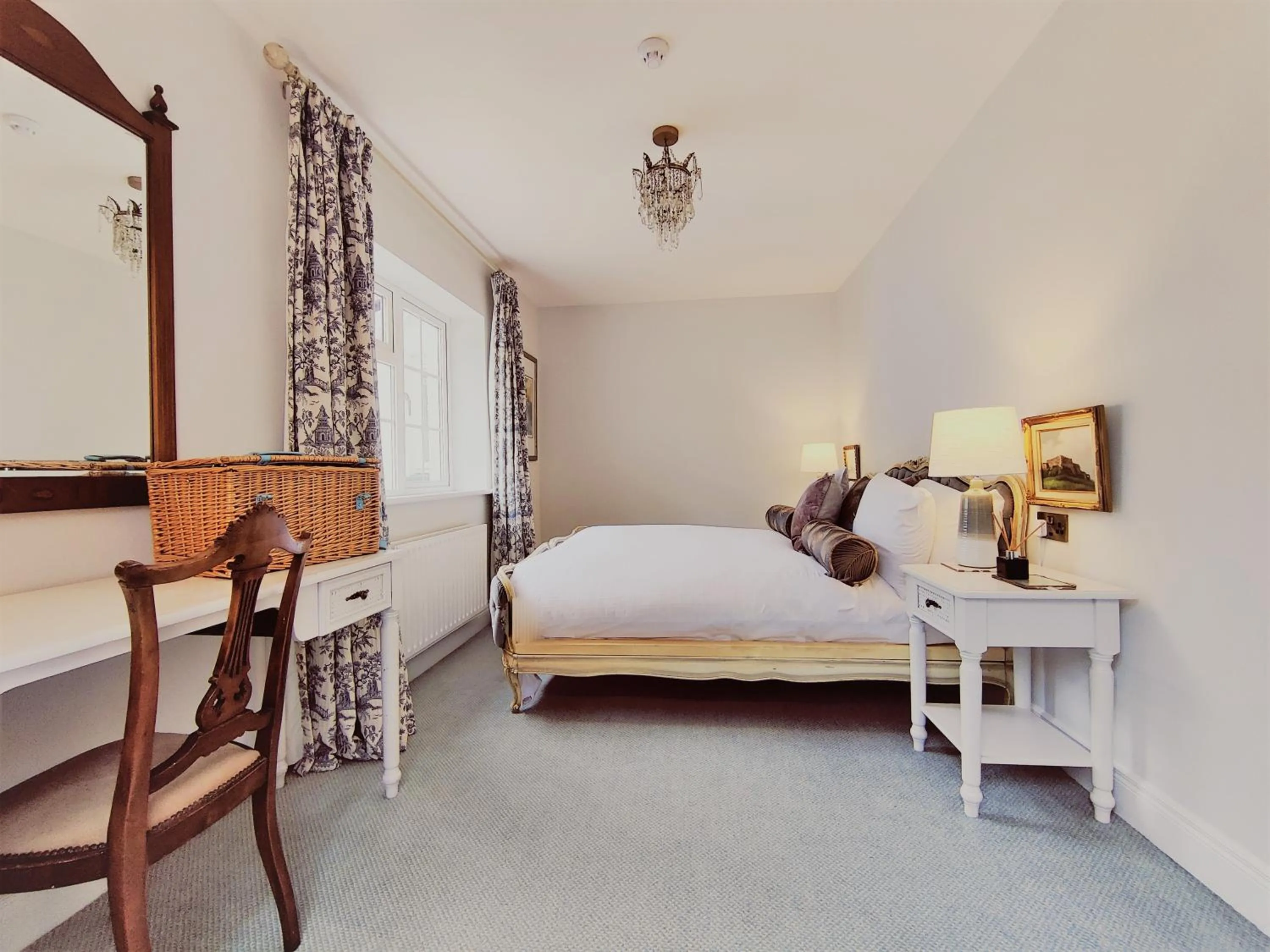 Bedroom, Bed in Barrow House