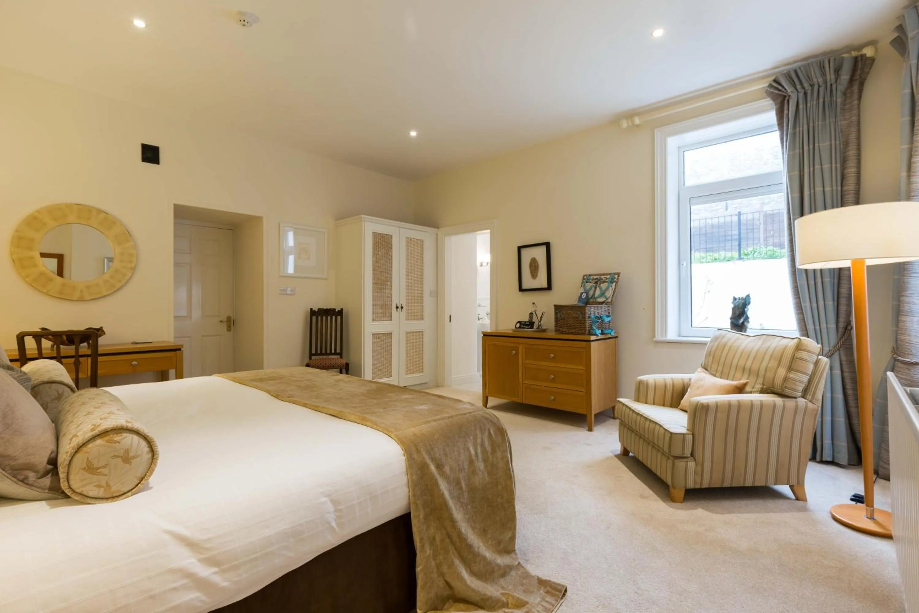 Patio, Bed in Barrow House