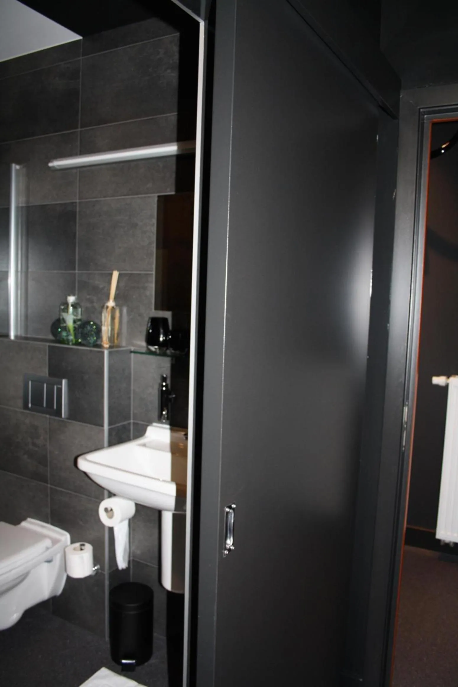 Bathroom in Hotel Moon