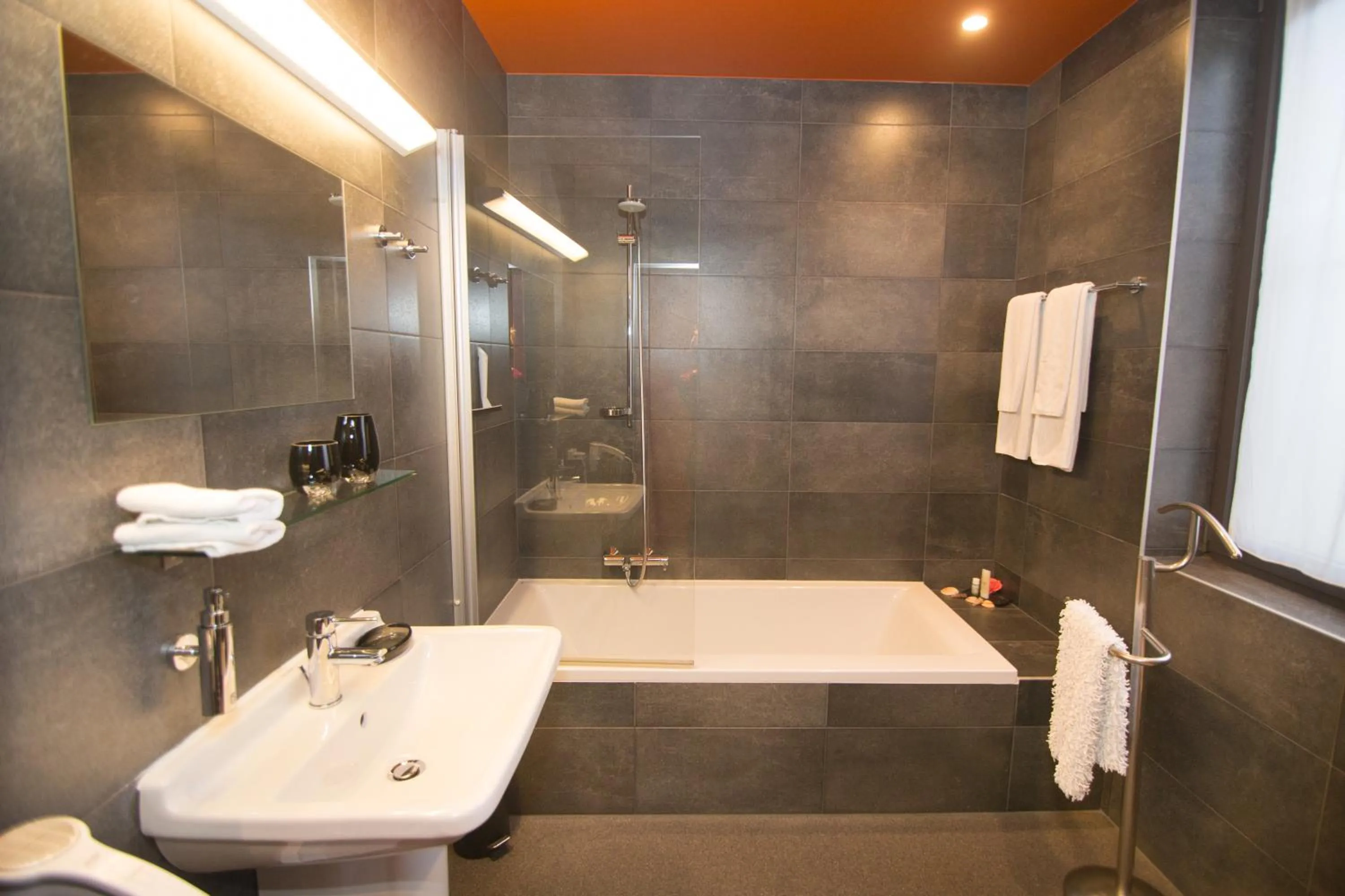 Bathroom in Hotel Moon