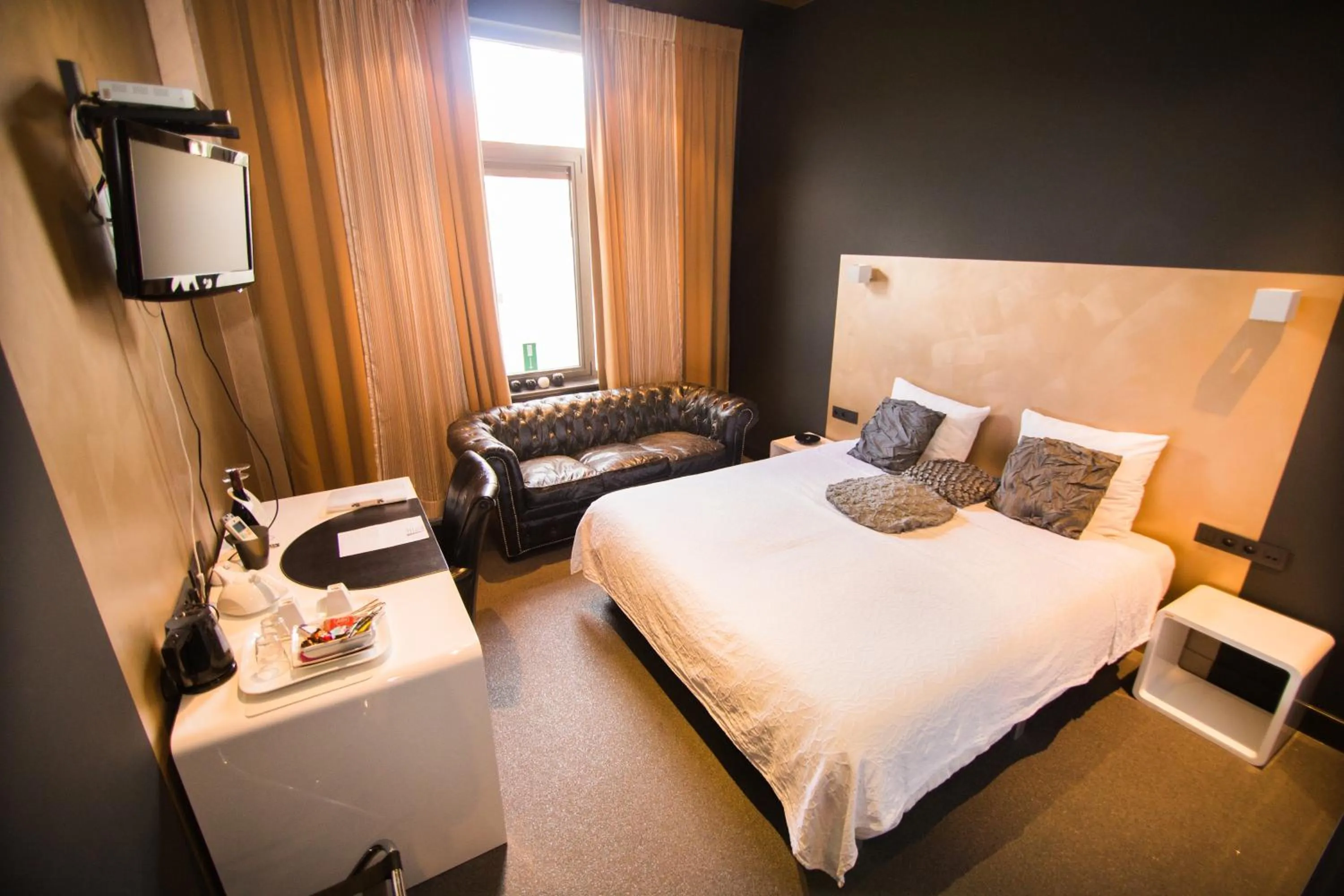 Photo of the whole room, Bed in Hotel Moon