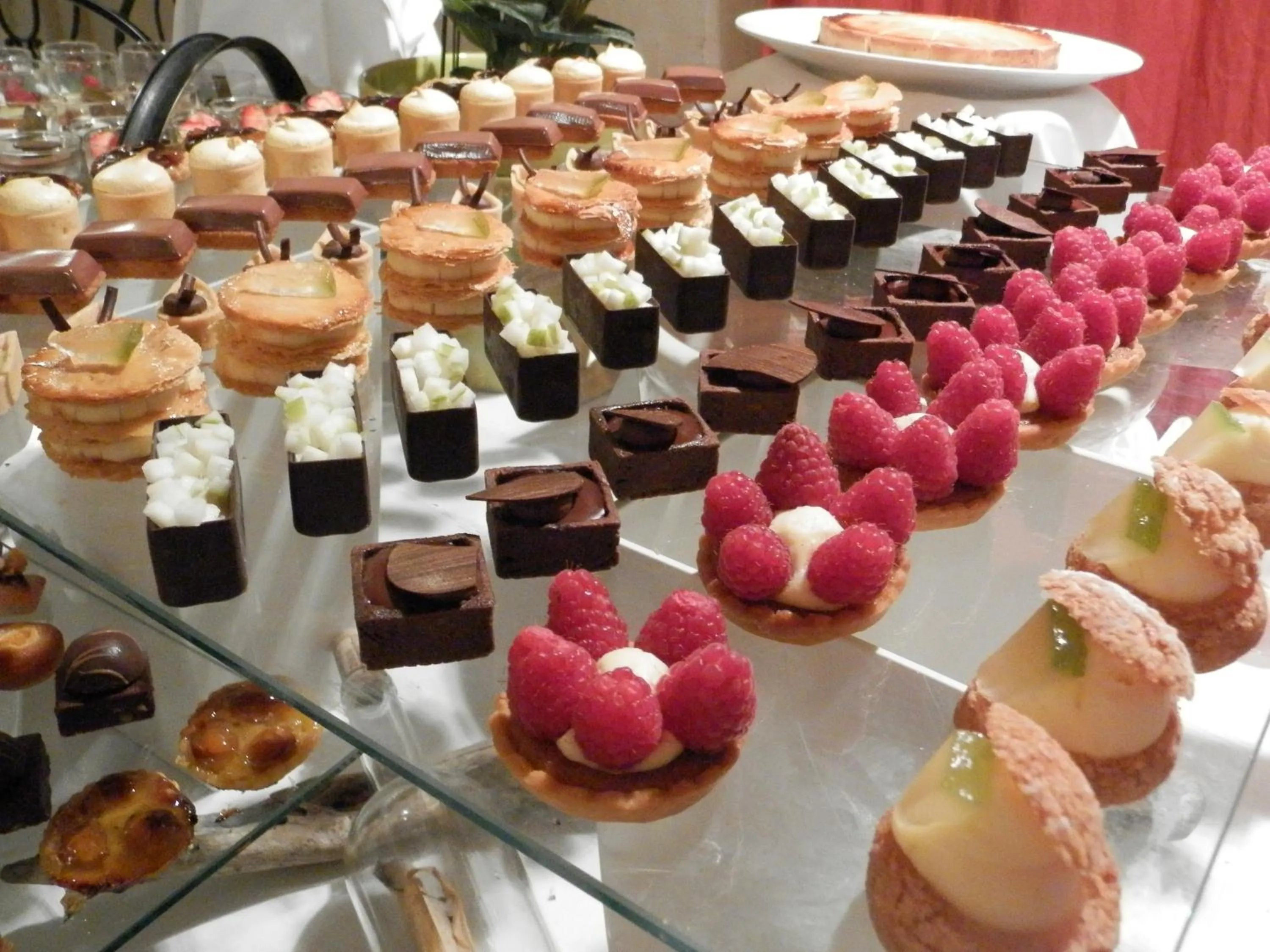 Food in Grand Hôtel De Cala Rossa & Spa Nucca