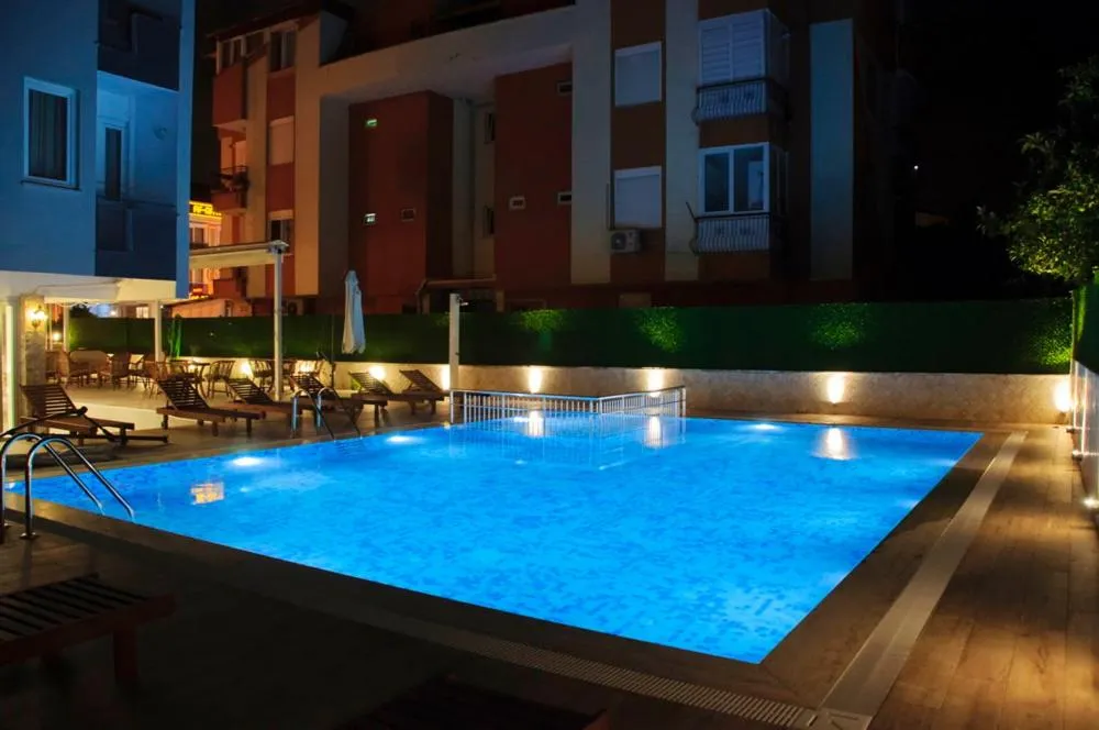 Swimming pool in Afsin Hotel