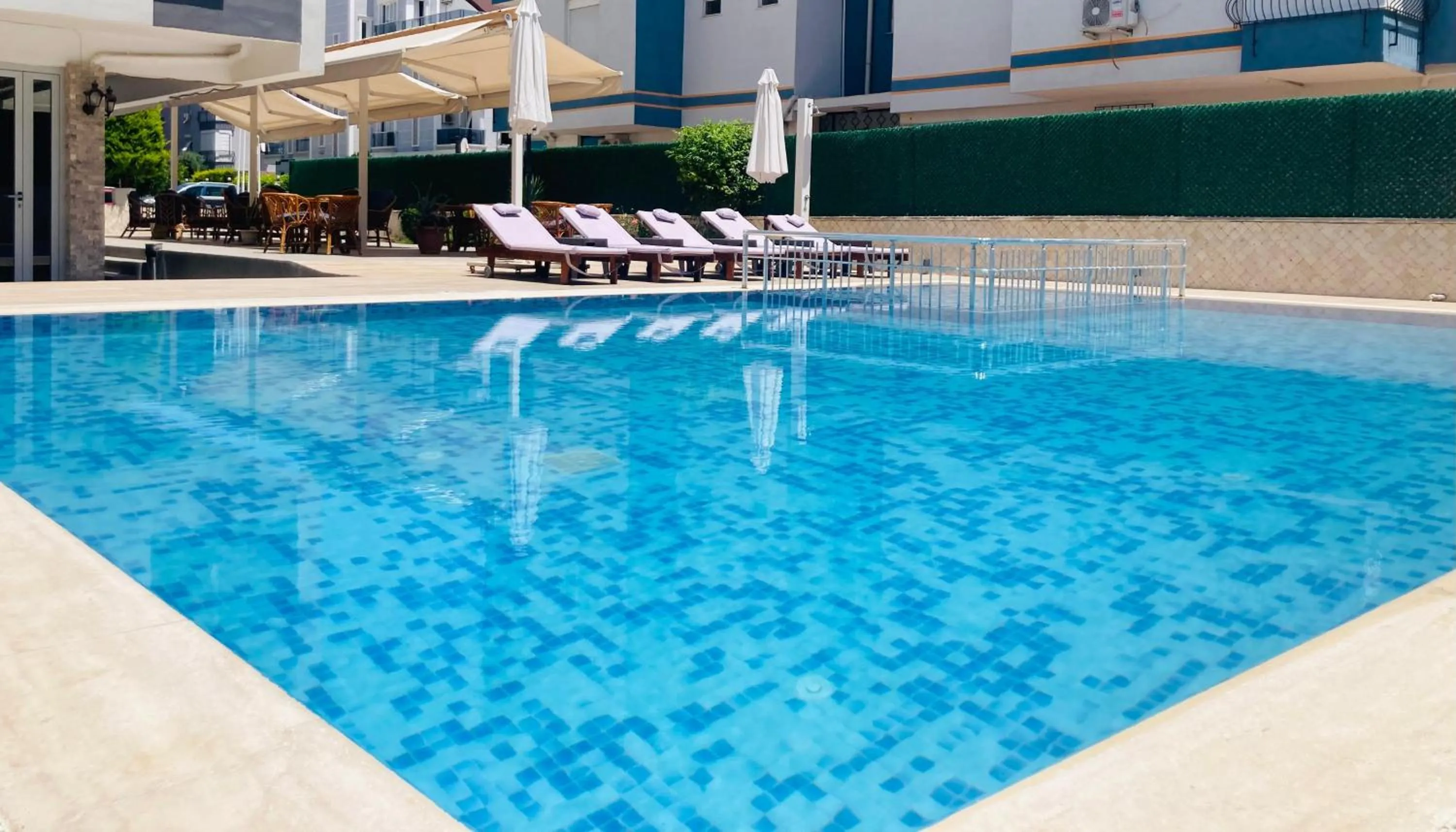 Swimming pool in Afsin Hotel
