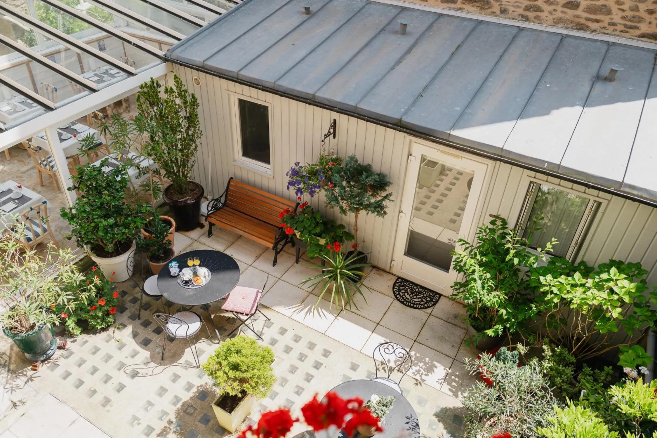 Patio in Hôtel Quic en Groigne