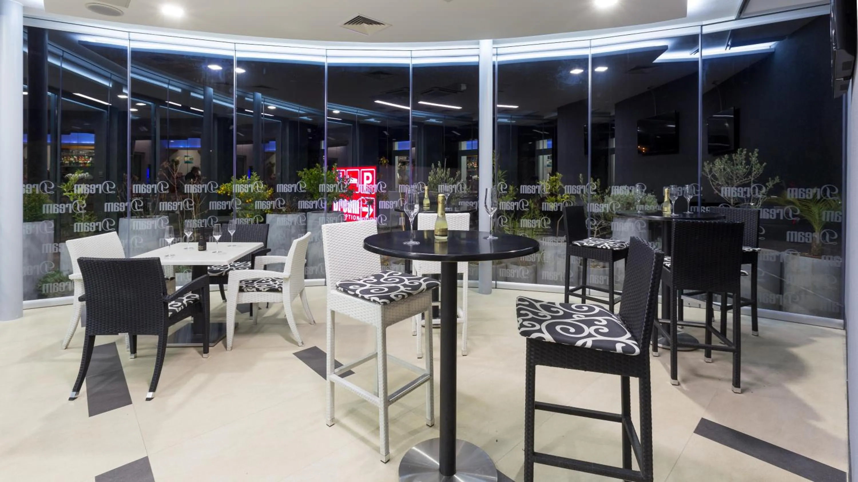 Balcony/Terrace in Dream Hotel