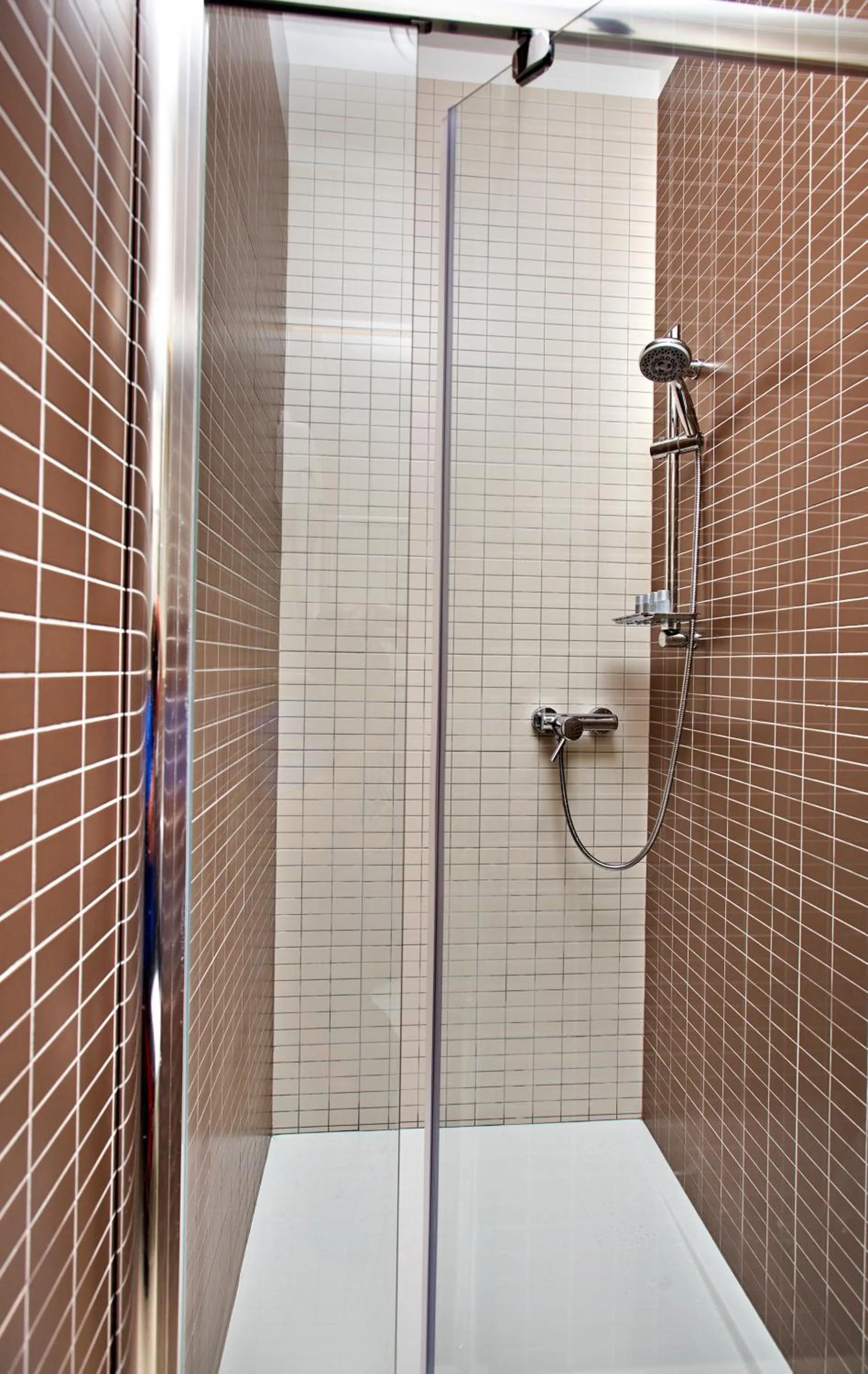 Shower in Dream Hotel