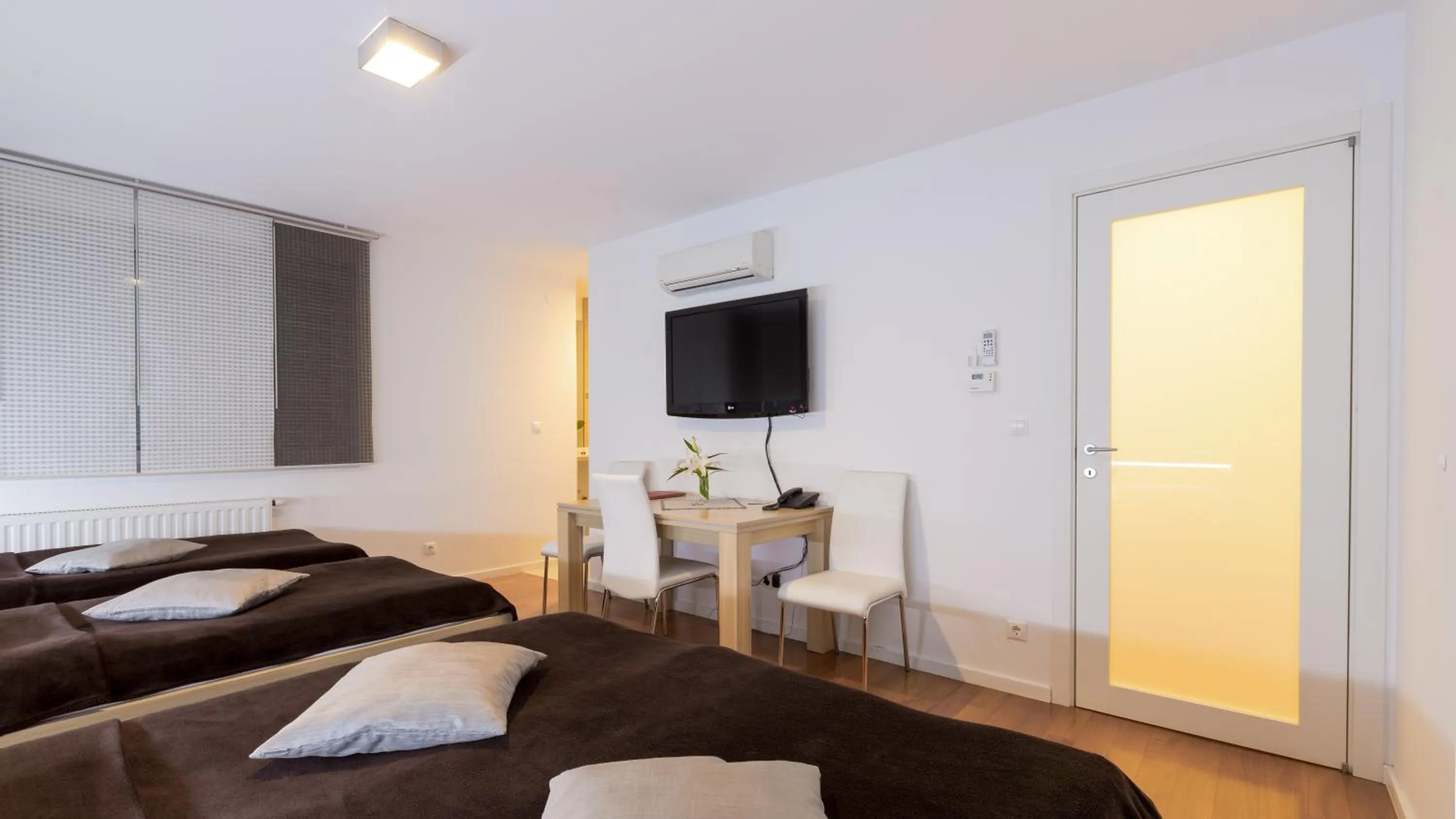 Bedroom, Bed in Dream Hotel