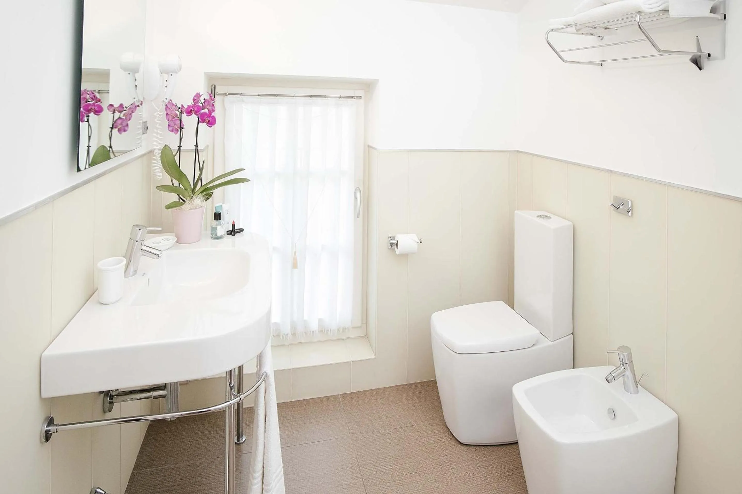 Bathroom in Hotel Eden