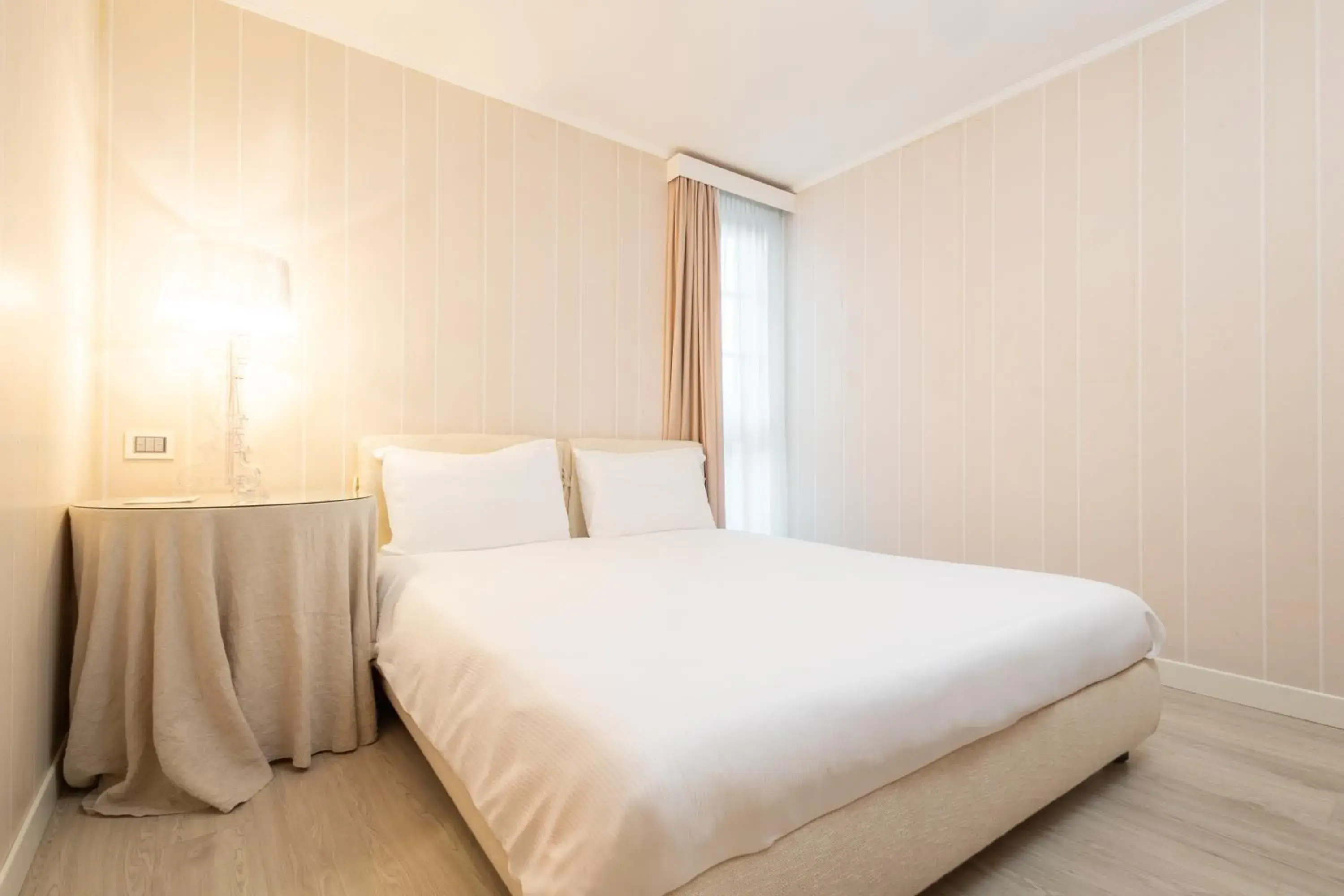 Double Room in Hotel Eden Double Room in Hotel Eden