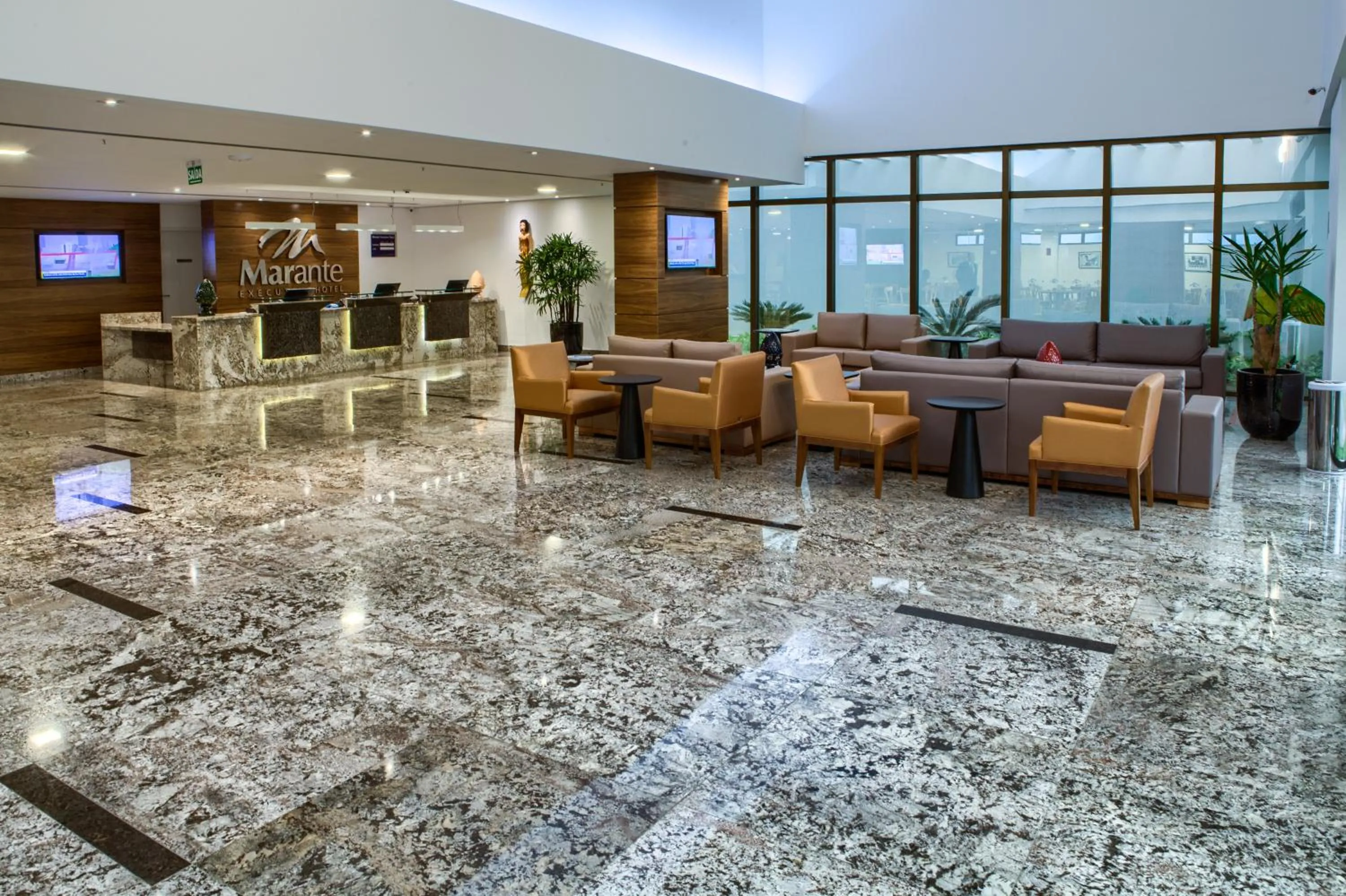 Lobby or reception in Marante Executive Hotel